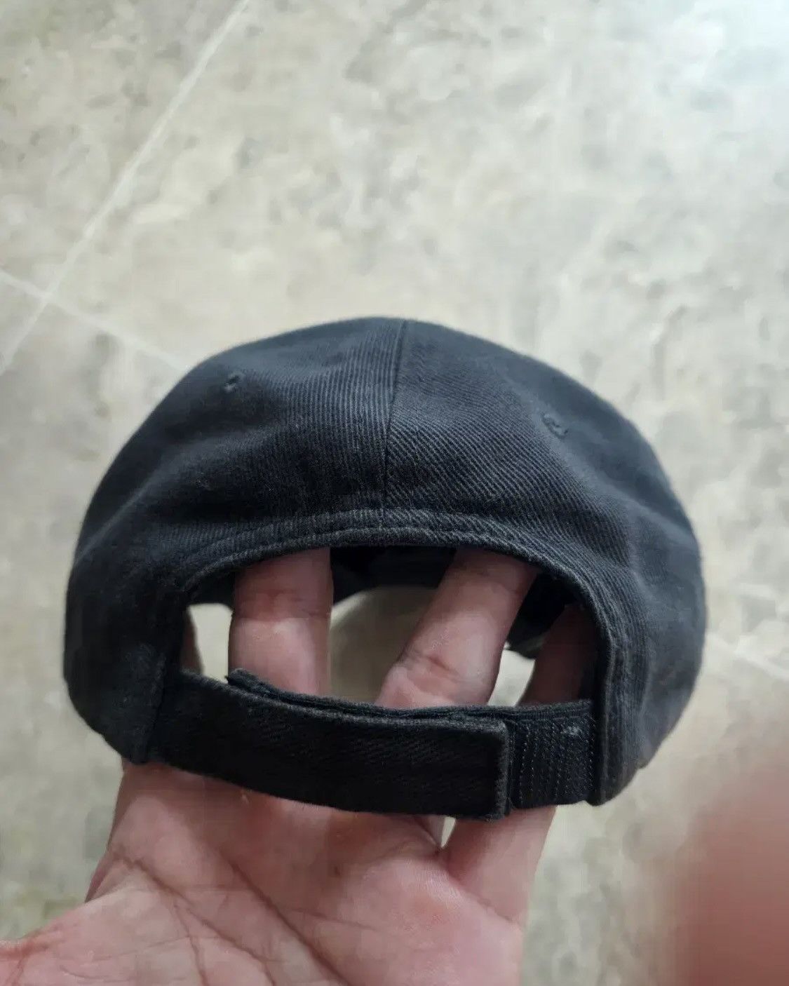 Balenciaga Balenciaga Distressed Logo Cap Black Size ONE SIZE - 2 Thumbnail