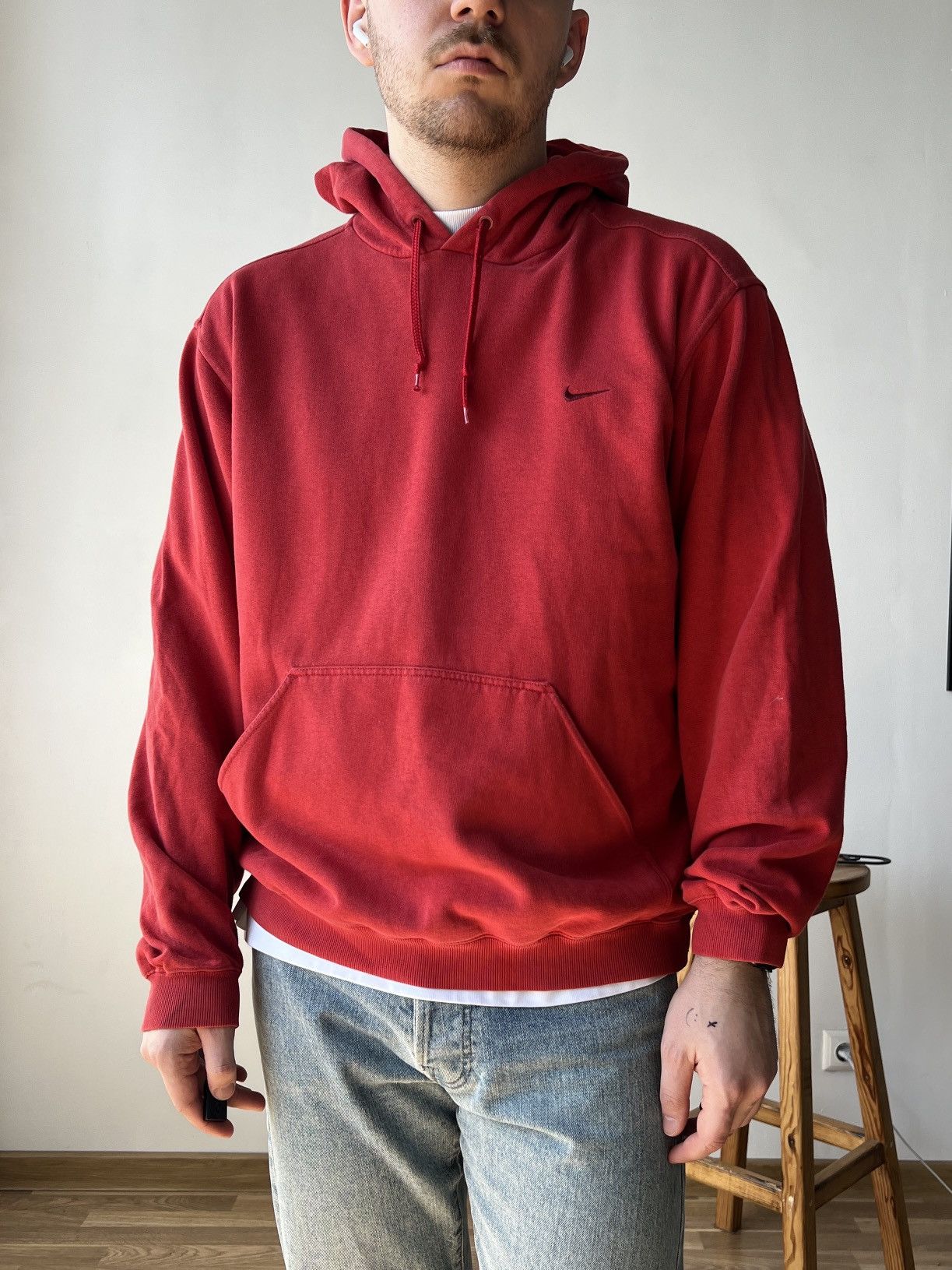 Nike Vintage Y2K Nike Men’s Red Swoosh Cotton Hoodie Size Size US M / EU 48-50 / 2 - 2 Thumbnail