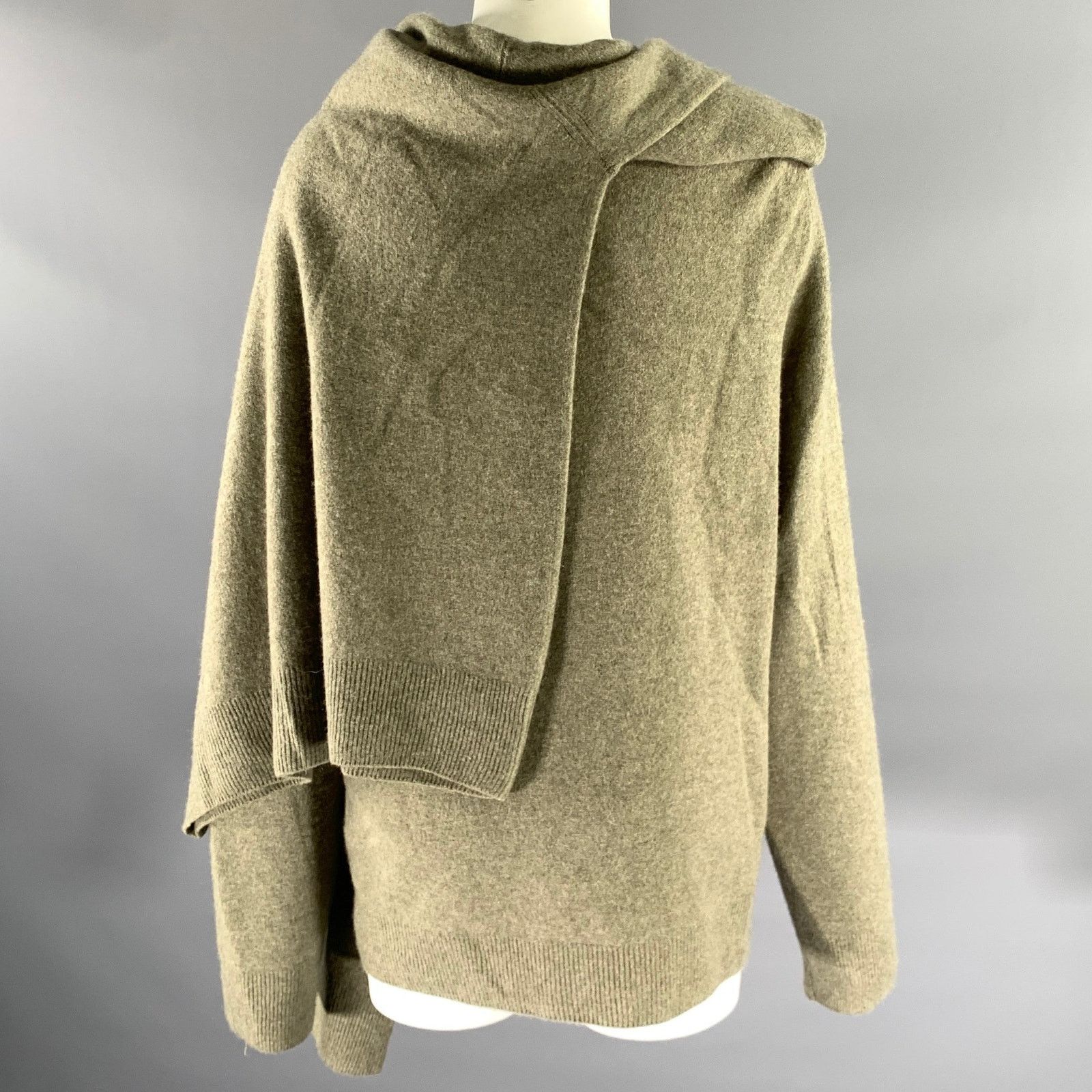 Celine CELINE Size M Khaki Green Wool Cashmere Wrap Pullover Size M / US 6-8 / IT 42-44 - 4 Thumbnail