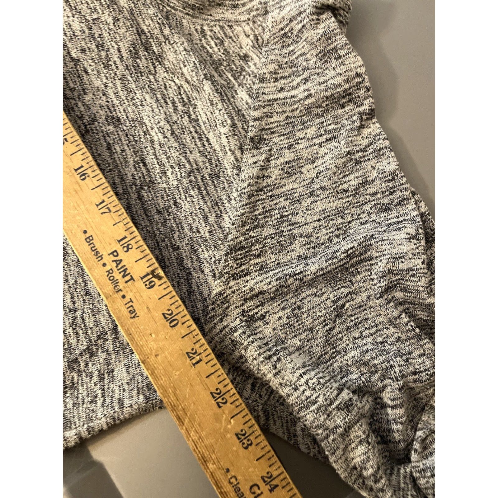 Banana Republic Banana Republic Womens Shirt Gray XL Long Sleeve V-Neck Top Blouse (Adult Regular) Size XL / US 12-14 / IT 48-50 - 5 Thumbnail