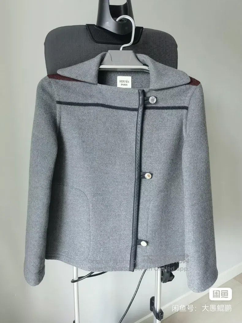 Hermes Hermes 100% Cashmere Coat Size XS / US 0-2 / IT 36-38 - 2 Thumbnail