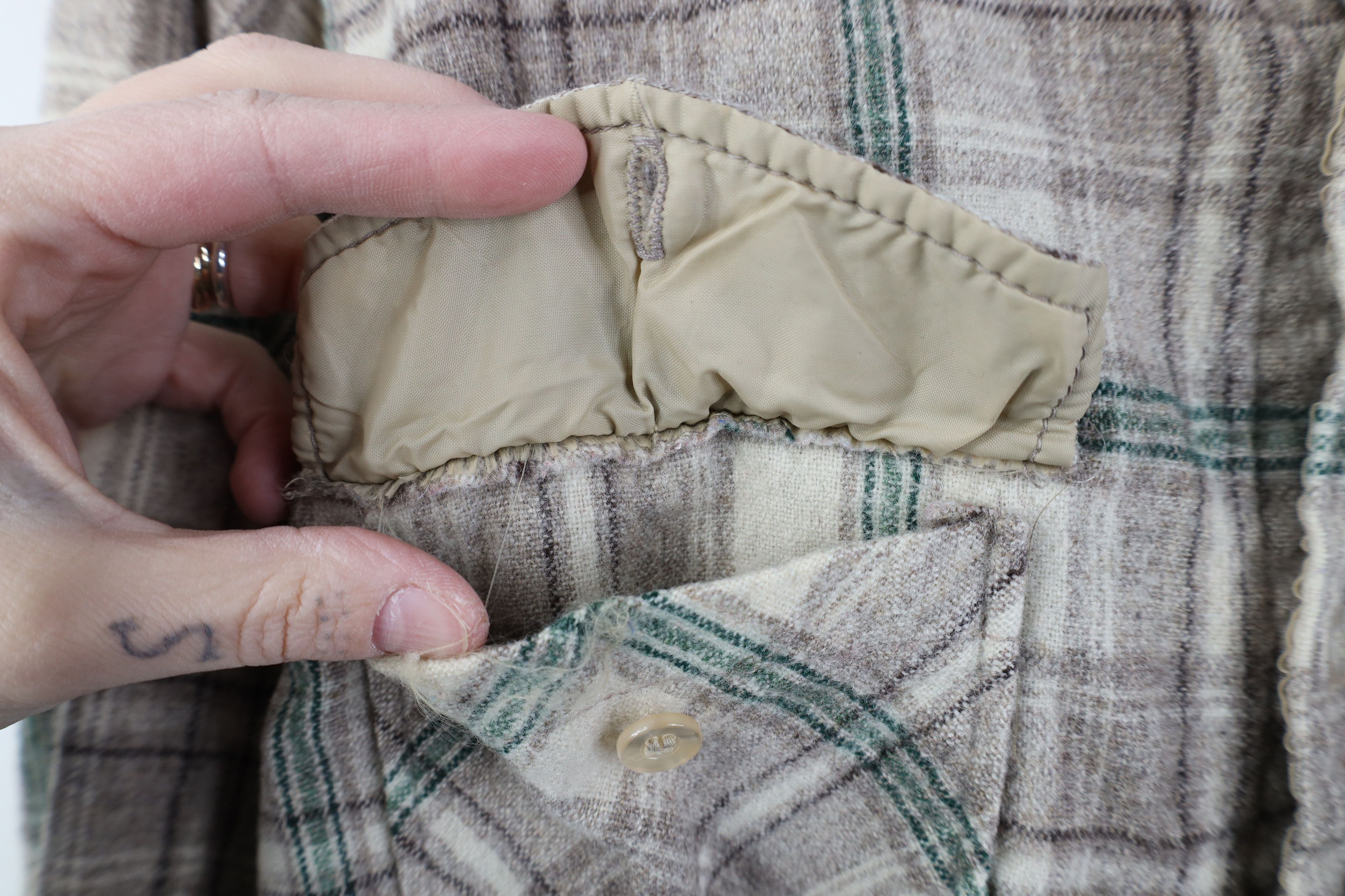 Woolrich Woolen Mills Vintage 70s Woolrich Double Pocket Collared Button Shirt USA Size US S / EU 44-46 / 1 - 5 Thumbnail