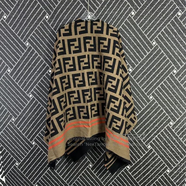 Fendi Fendi size 140*140cm Full print shawl Size ONE SIZE - 2 Thumbnail