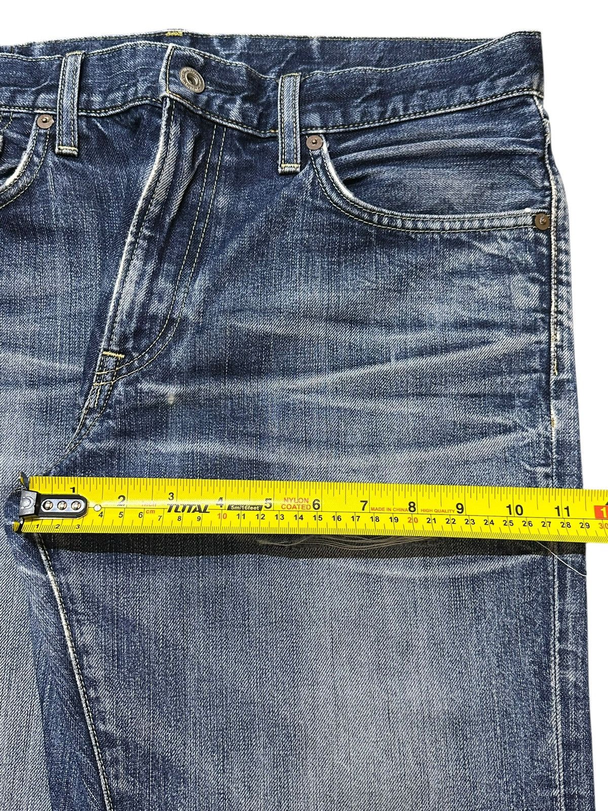 Uniqlo Vintage Japanese Uniqlo Blue Faded Wash Style Jeans Size US 34 / EU 50 - 15 Thumbnail