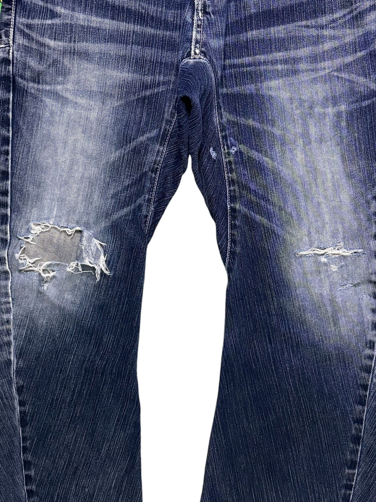 Edwin × Japanese Brand Exclusive Vintage Edwin Buckle Back Ripped Baggy Jeans Size US 29 - 5 Thumbnail