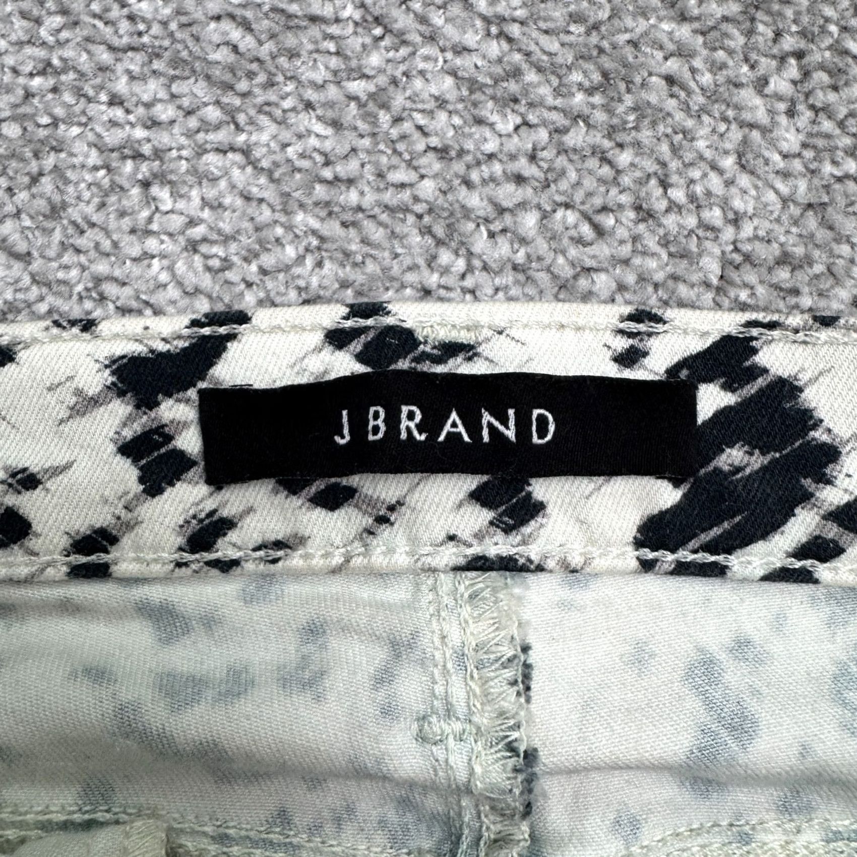 J Brand J Brand Skinny Jeans Labyrinth Print Denim Womens 26 Multicolor Stretch Regular Rise 27in Buckle Belt Loops Pockets City Grunge Outdoor Streetwear Size 26" / US 2 / IT 38 - 5 Thumbnail
