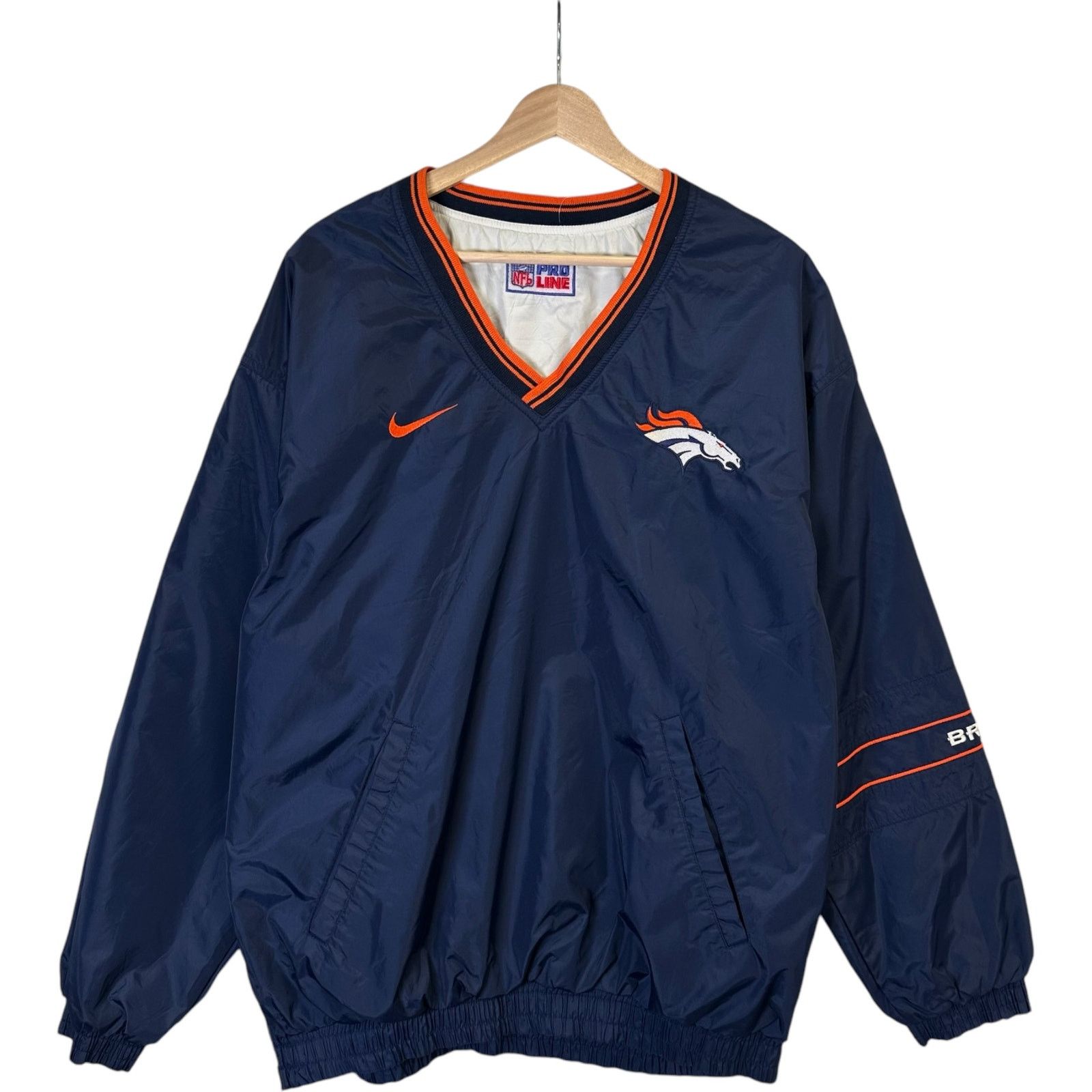 Nike Vintage Nike Denver Broncos Reversible Pullover Windbreaker Size US L / EU 52-54 / 3 - 7 Thumbnail