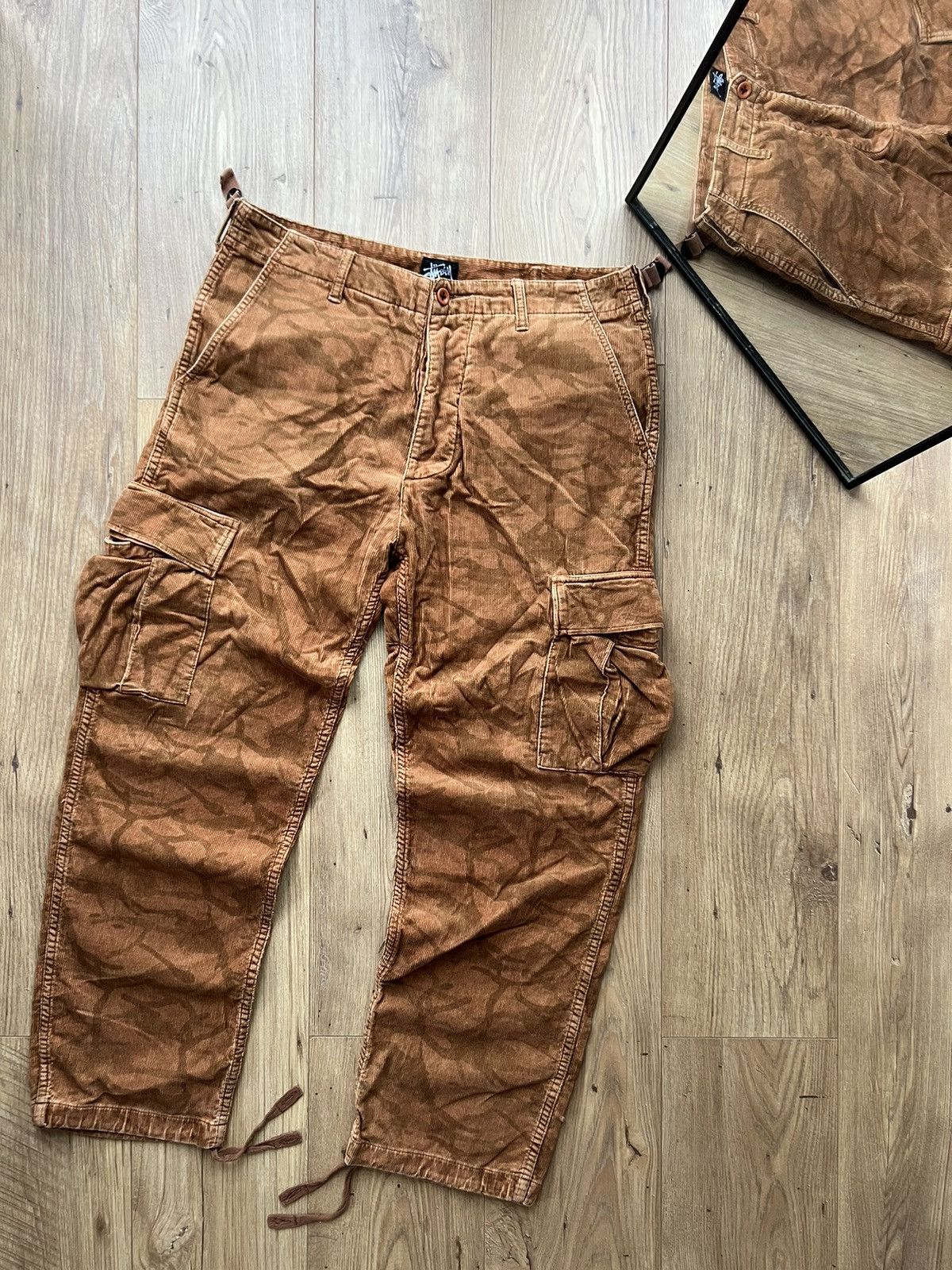 Stussy 00’s STUSSY CARGO MULTIPOCKET CAMO HEAVY RARE BAGGY PANTS Size US 32 / EU 48 - 1 Thumbnail