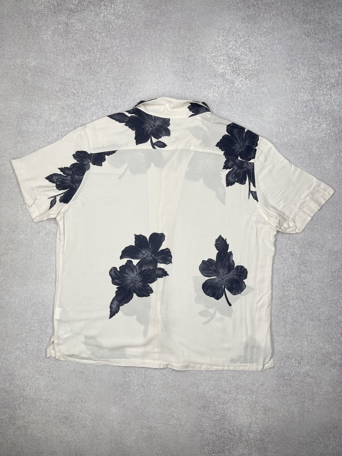 Allsaints Mens AllSaints Bouquet Shirt Viscose Full Print Size L Size US L / EU 52-54 / 3 - 5 Thumbnail