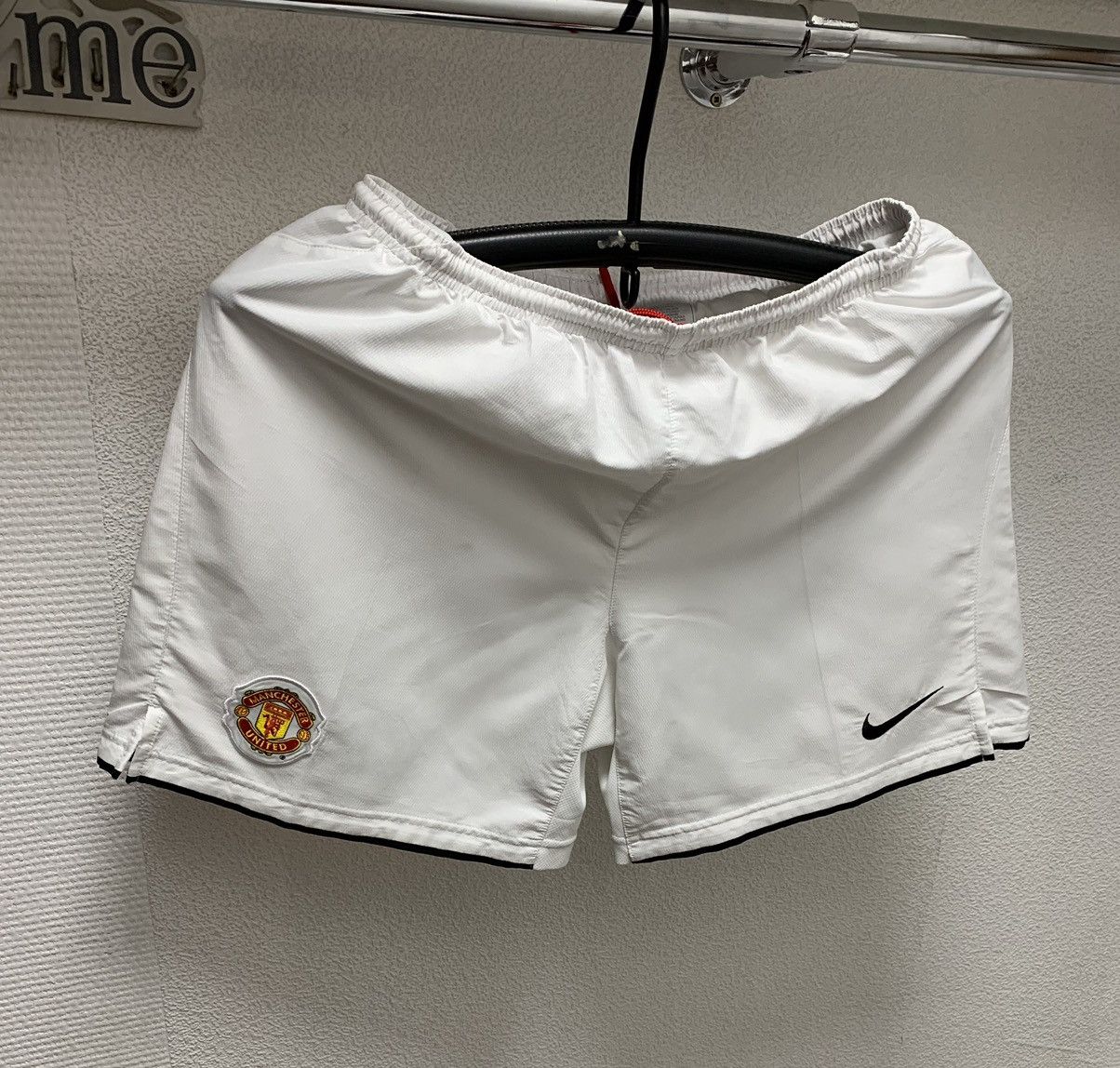Nike Nike Manchester United vintage soccer shorts 30-32 size Size US 30 / EU 46 - 1 Thumbnail