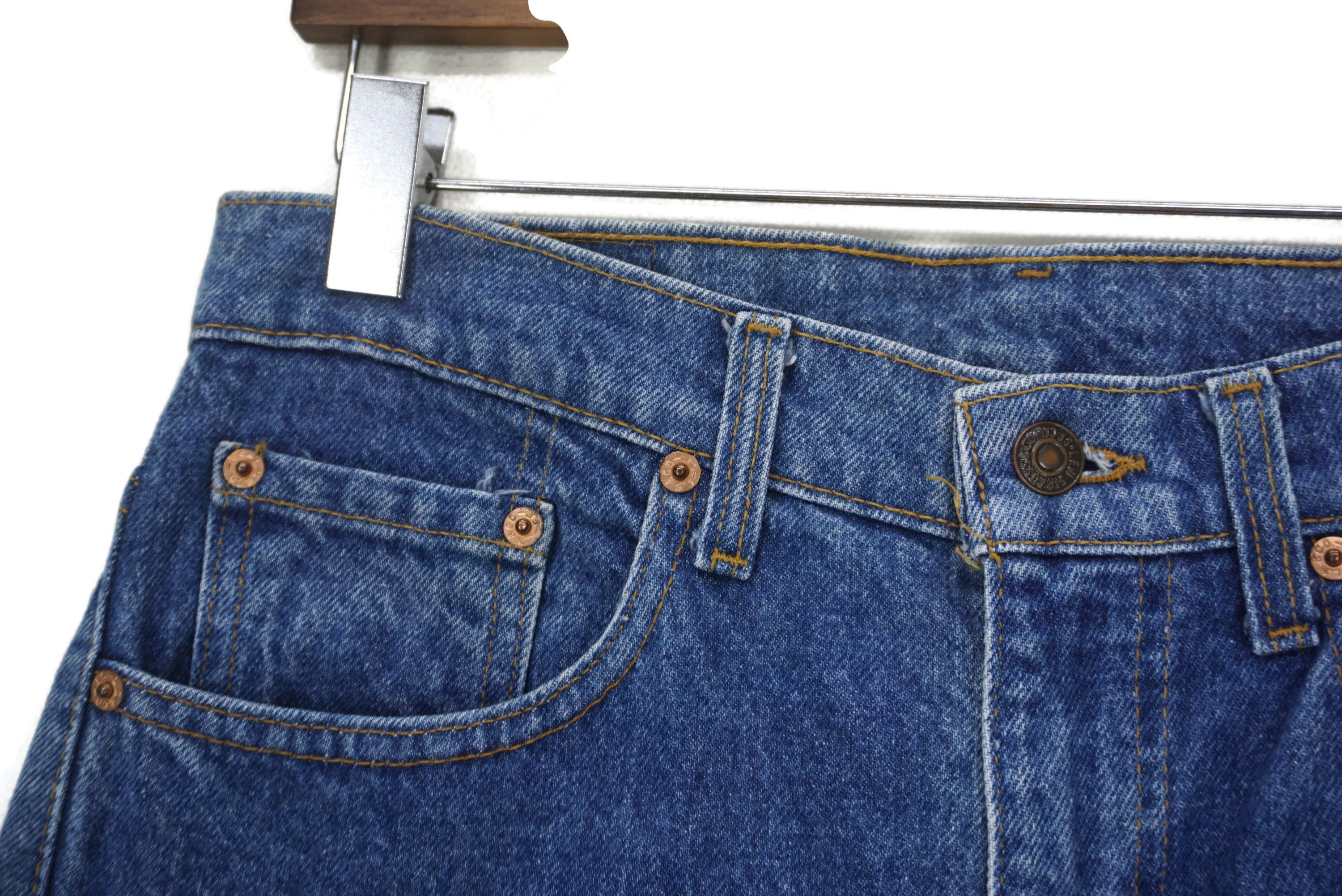 Levi's Vintage Levi's 505-0217 Jeans W32xL30.5 USA Distressed Denim Size US 32 / EU 48 - 4 Thumbnail