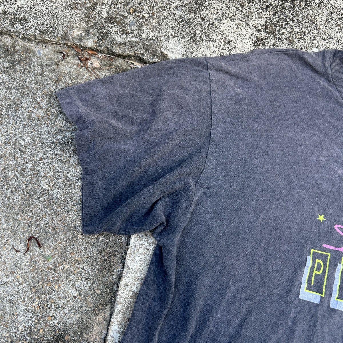 Band Tees × Vintage Vintage T-shirt Thrashed Sun Faded Size US M / EU 48-50 / 2 - 5 Thumbnail