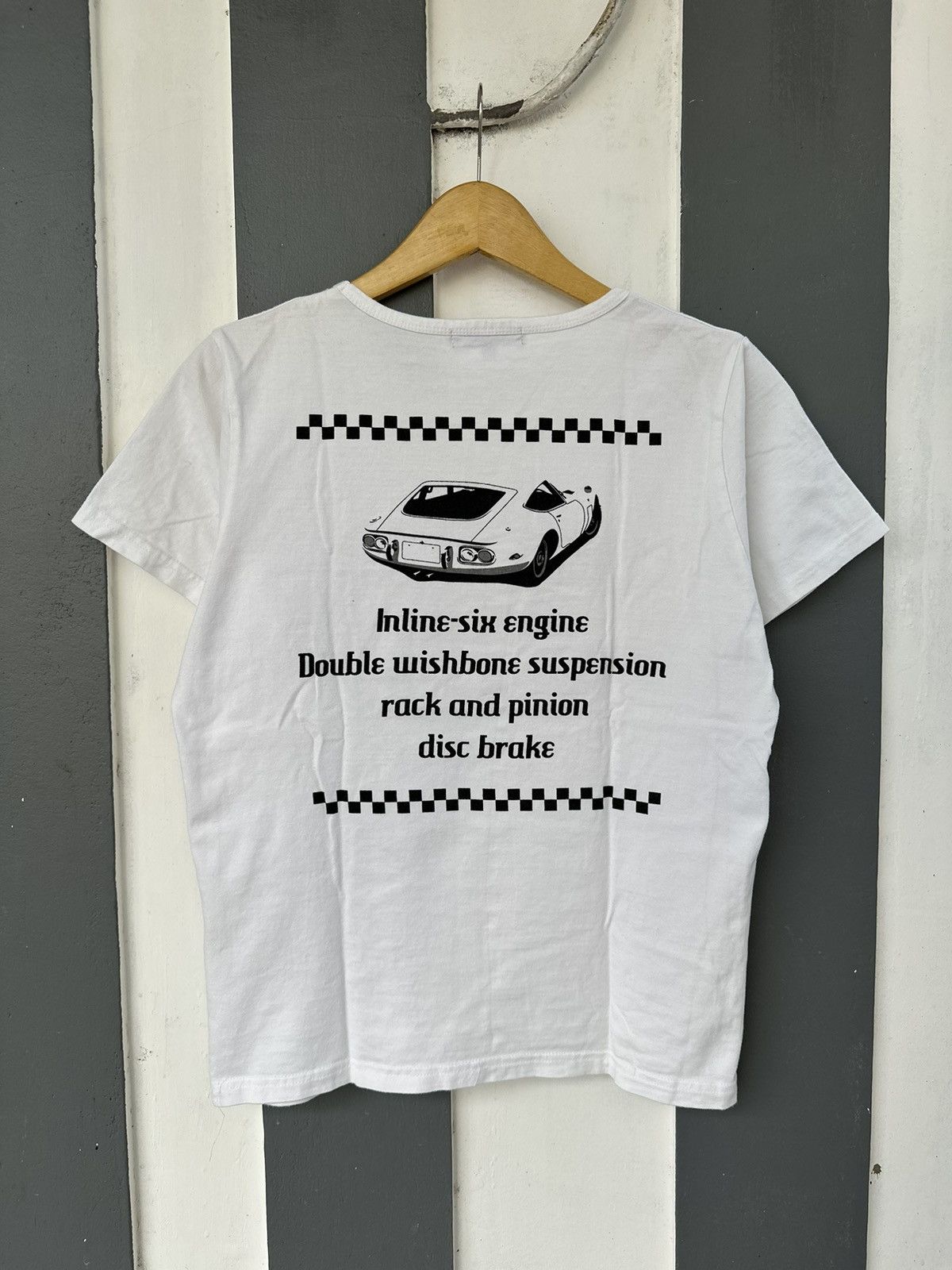 Sports Specialties RARE TOYOTA 2000GT SINCE 1967 MOTORSPORTS TSHIRTS Size US M / EU 48-50 / 2 - 2 Thumbnail