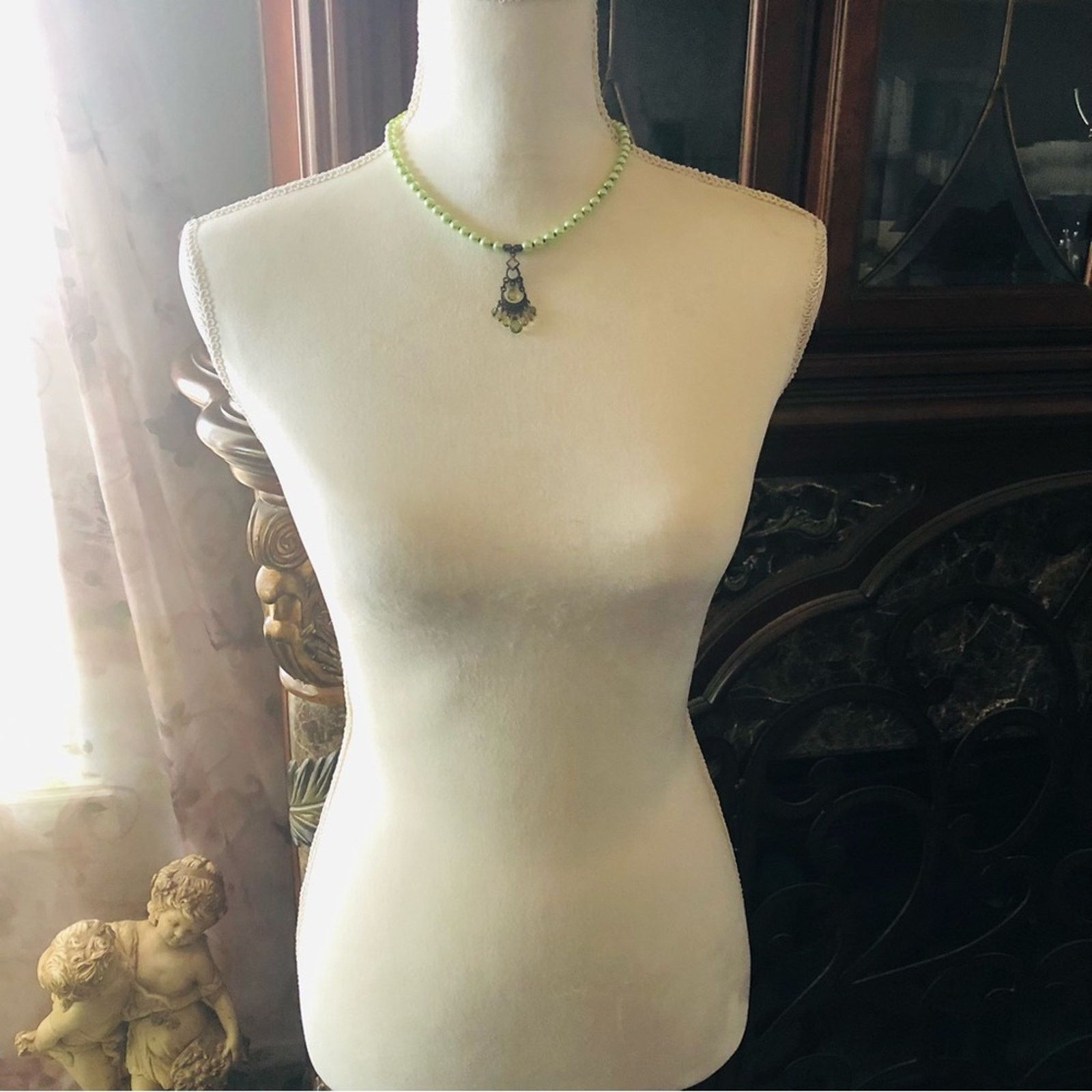 Handmade Handcrafted repurpose faceted peridot pendant Pearl necklace Size ONE SIZE - 6 Thumbnail