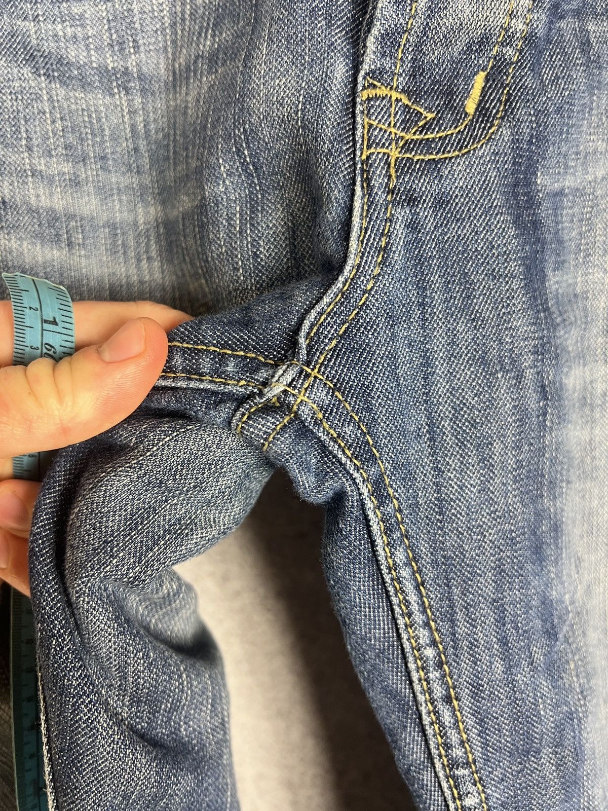 Diesel Vintage Diesel Embroidered Logo Distressed Faded Jeans Y2k Size US 32 / EU 48 - 16 Thumbnail