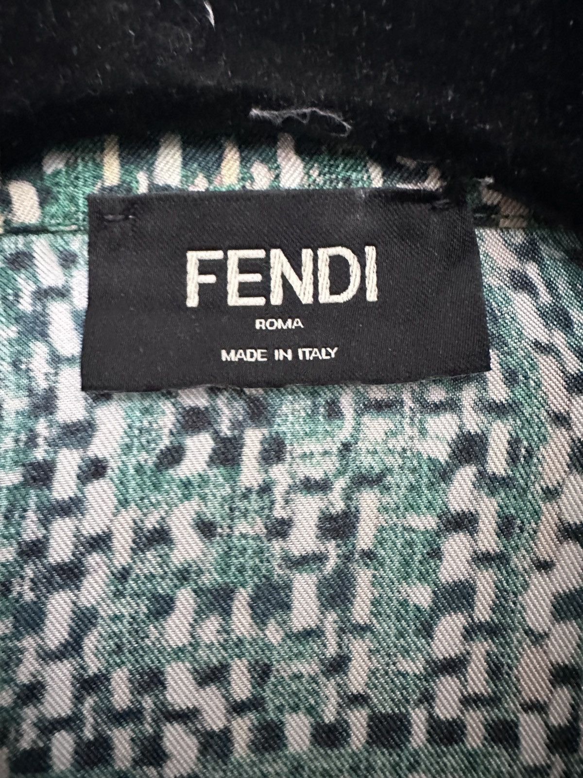 Fendi Fendi - Silk Logo Camo Shirt - size 48 IT Size US M / EU 48-50 / 2 - 3 Thumbnail