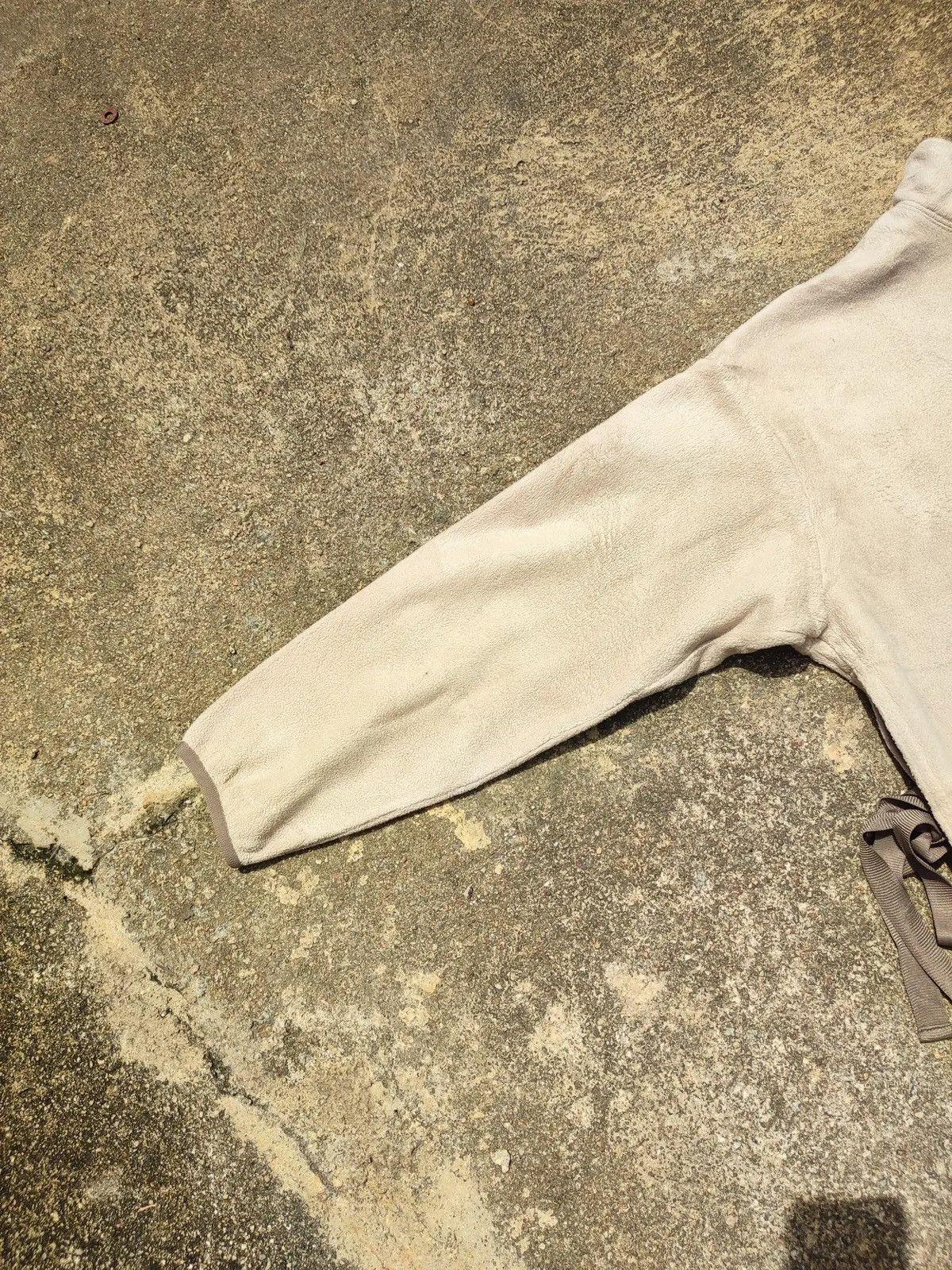 Uniqlo × White Mountaineering UNIQLO x White Mountaineering Fleece Pullover – Beige Size US M / EU 48-50 / 2 - 4 Thumbnail