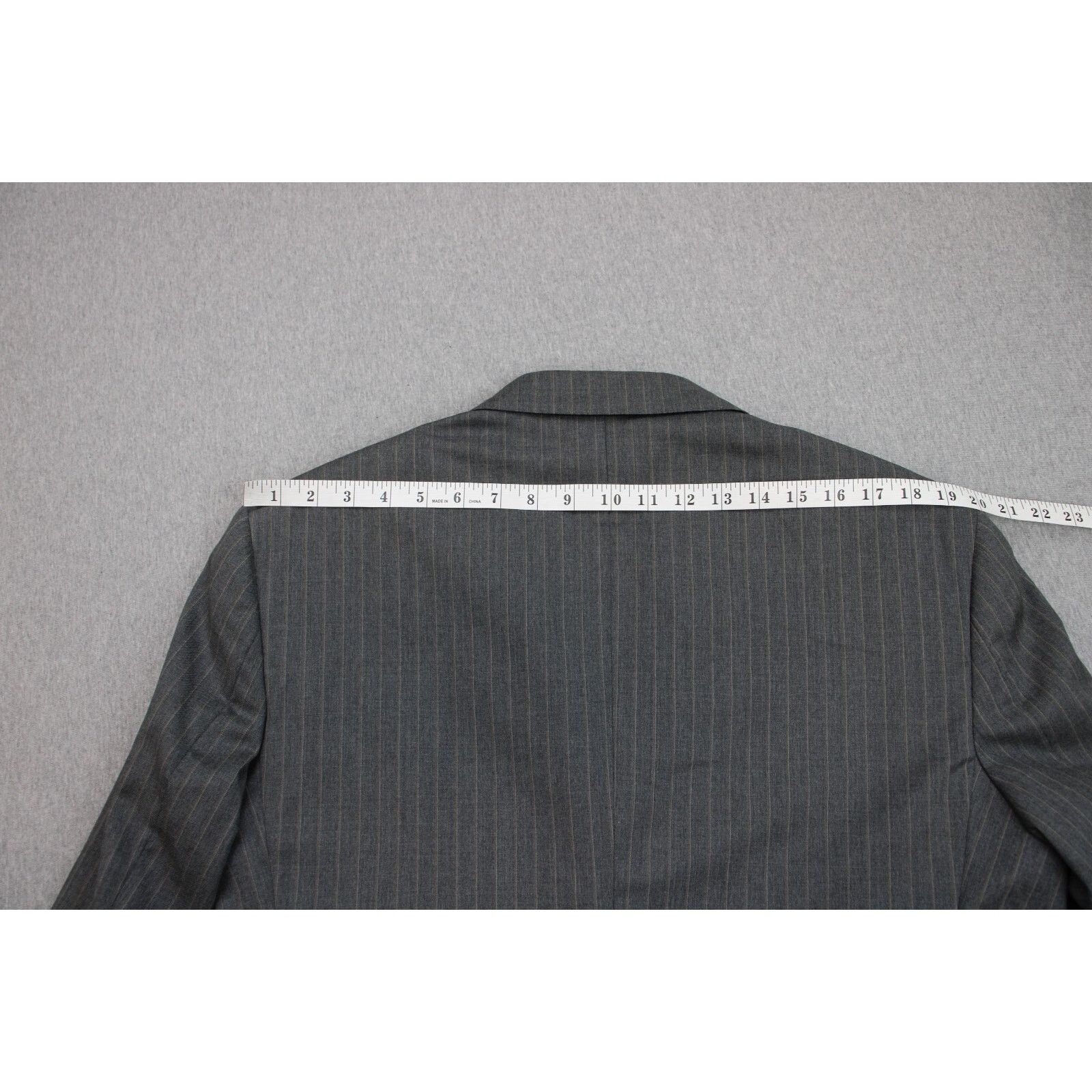 Jos. A. Bank Jos A Bank Blazer Mens 44R Gray 2 Button Peak Lapel Size 44R - 8 Thumbnail