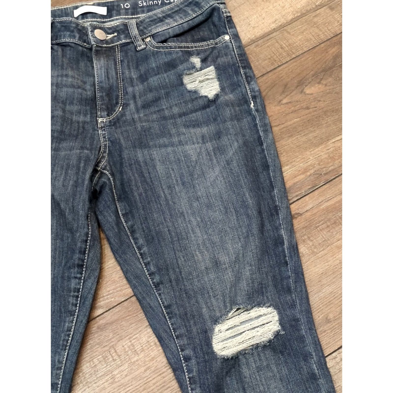 Vintage Lauren Conrad LC Skinny Capri Jeans Womens Size 10 Blue Denim Distressed Stretch Jeans Size 32" / US 10 / IT 46 - 2 Thumbnail