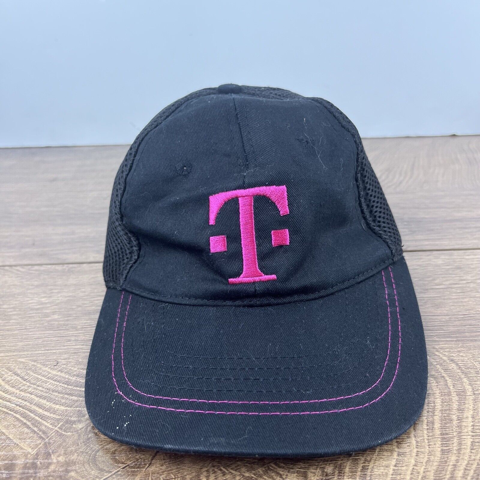 Other T Mobile Black Hat T Mobile Baseball Adjustable Hat Black Ha Size ONE SIZE - 3 Thumbnail