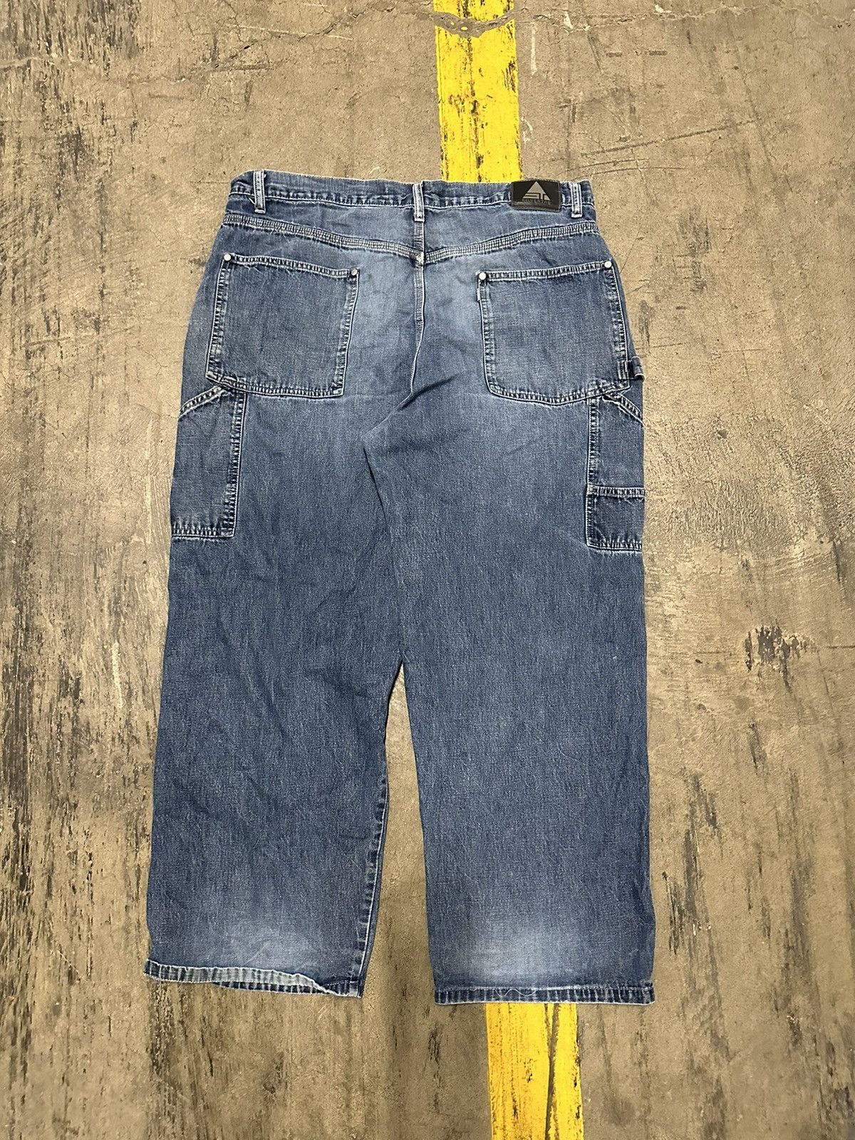 Levi's × Vintage Y2K Levi’s Silvertab baggy cargo jeans Size US 36 / EU 52 - 1 Thumbnail