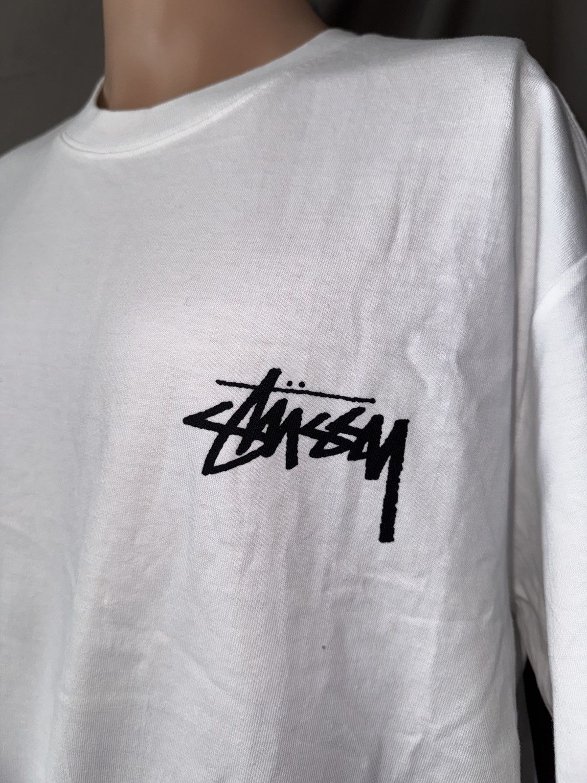 Stussy Stussy White Fuzzy Dice T Shirt Size Large Size US L / EU 52-54 / 3 - 2 Thumbnail