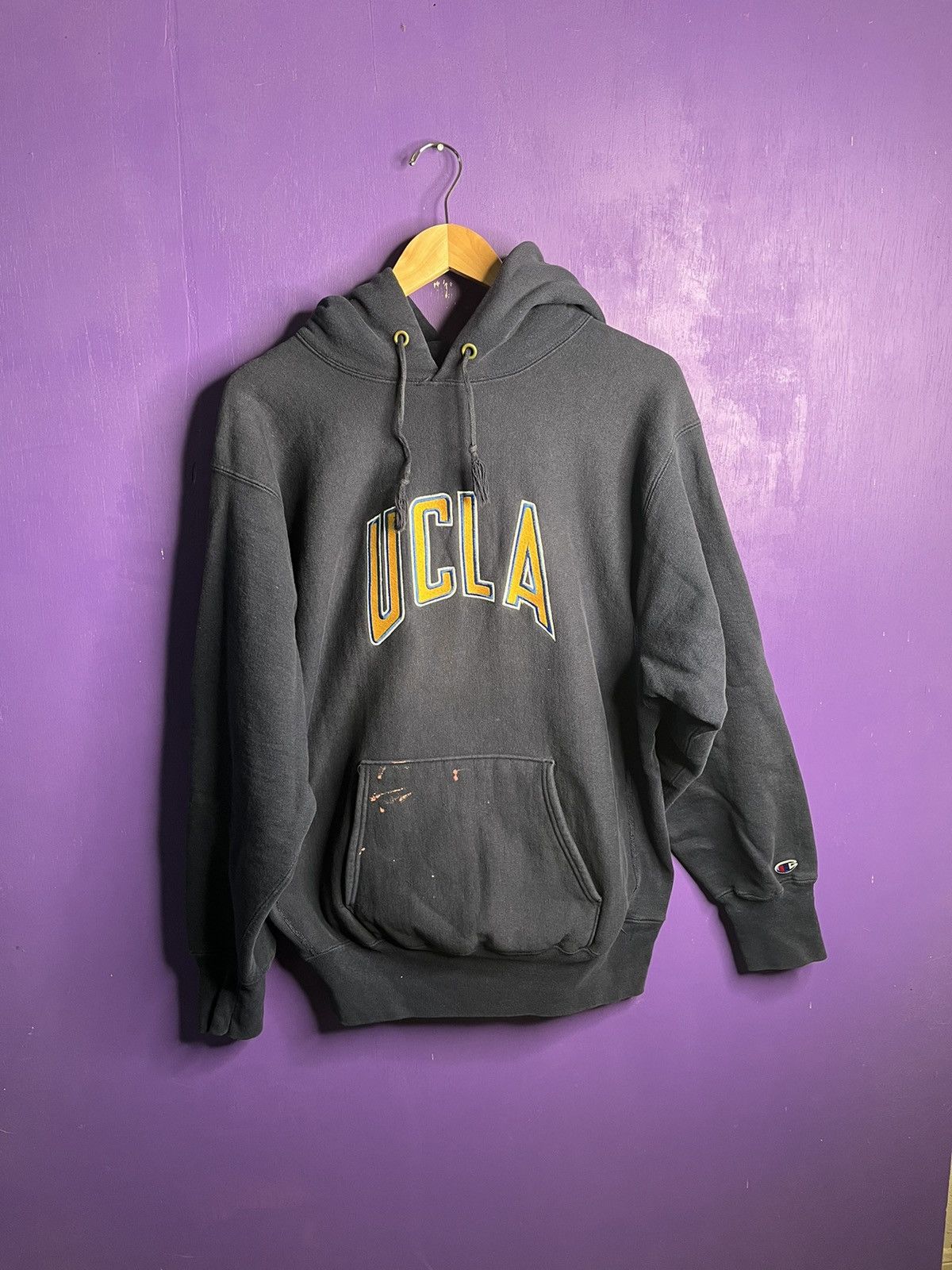 Champion × Vintage Vintage 90s Champion UCLA bruins reverse weave hoodie Size US L / EU 52-54 / 3 - 1 Thumbnail