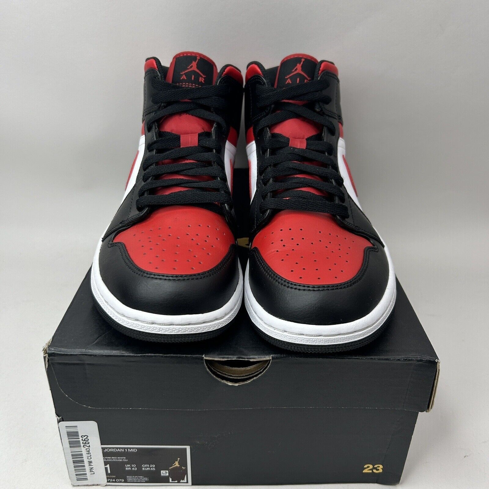 Jordan Brand Nike Air Jordan 1 Mid Retro “Chicago/Bred Toe” 2023 Size US 11 / EU 44 - 2 Thumbnail