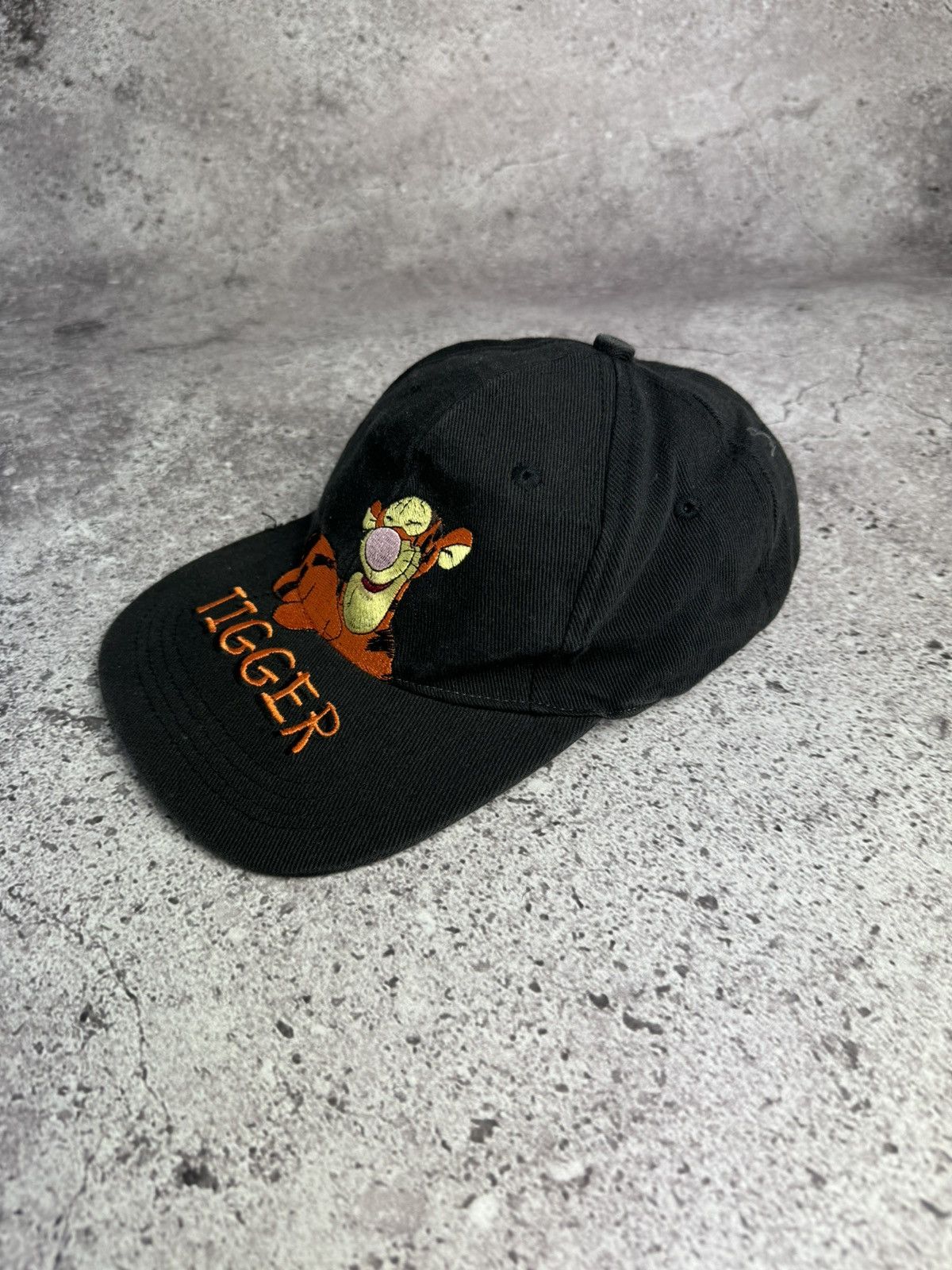 Disney × Vintage Vintage Disney Tigger Hat Cap Strapback Disneyland Pooh Size ONE SIZE - 2 Thumbnail