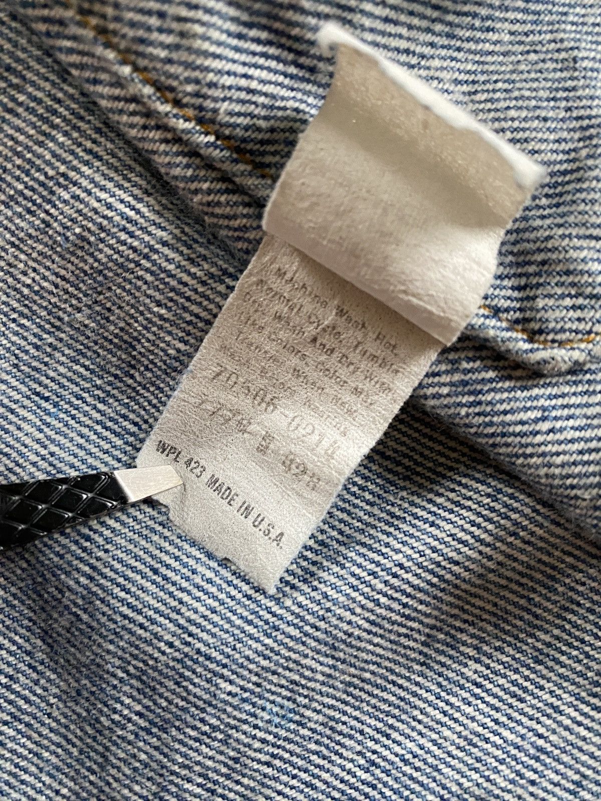Levi's Vintage 80’s Levi’s Distressed Thrash Style Denim Jean Vest Size US S / EU 44-46 / 1 - 14 Thumbnail