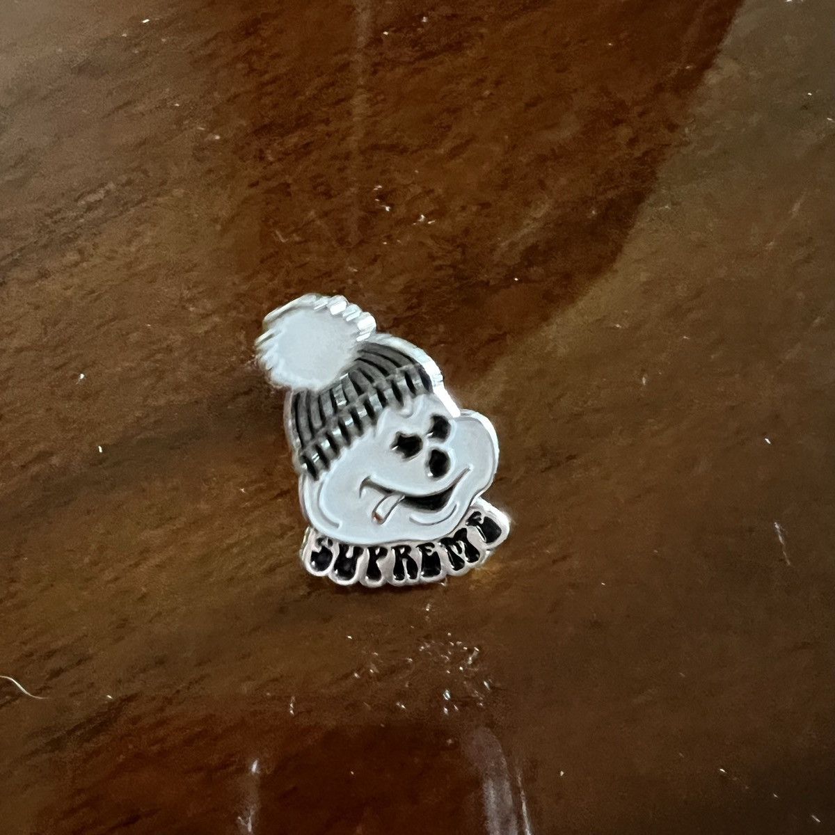 Supreme Supreme Snowman pin Size ONE SIZE - 1 Thumbnail