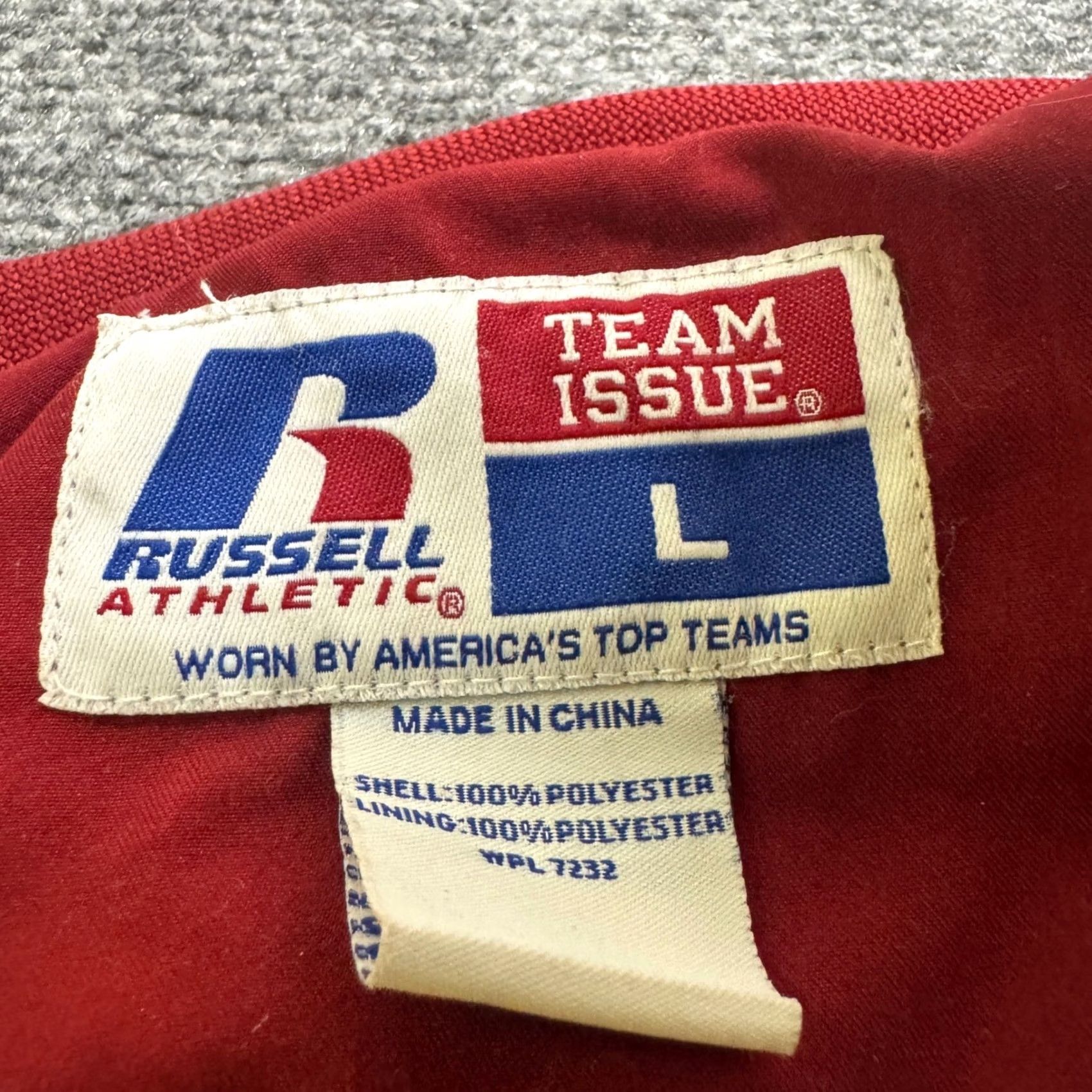 Russell Athletic VINTAGE Russell Athletics Sweatshirt Pullover Nylon Mens L Red Team Issue CEU Size US L / EU 52-54 / 3 - 4 Thumbnail