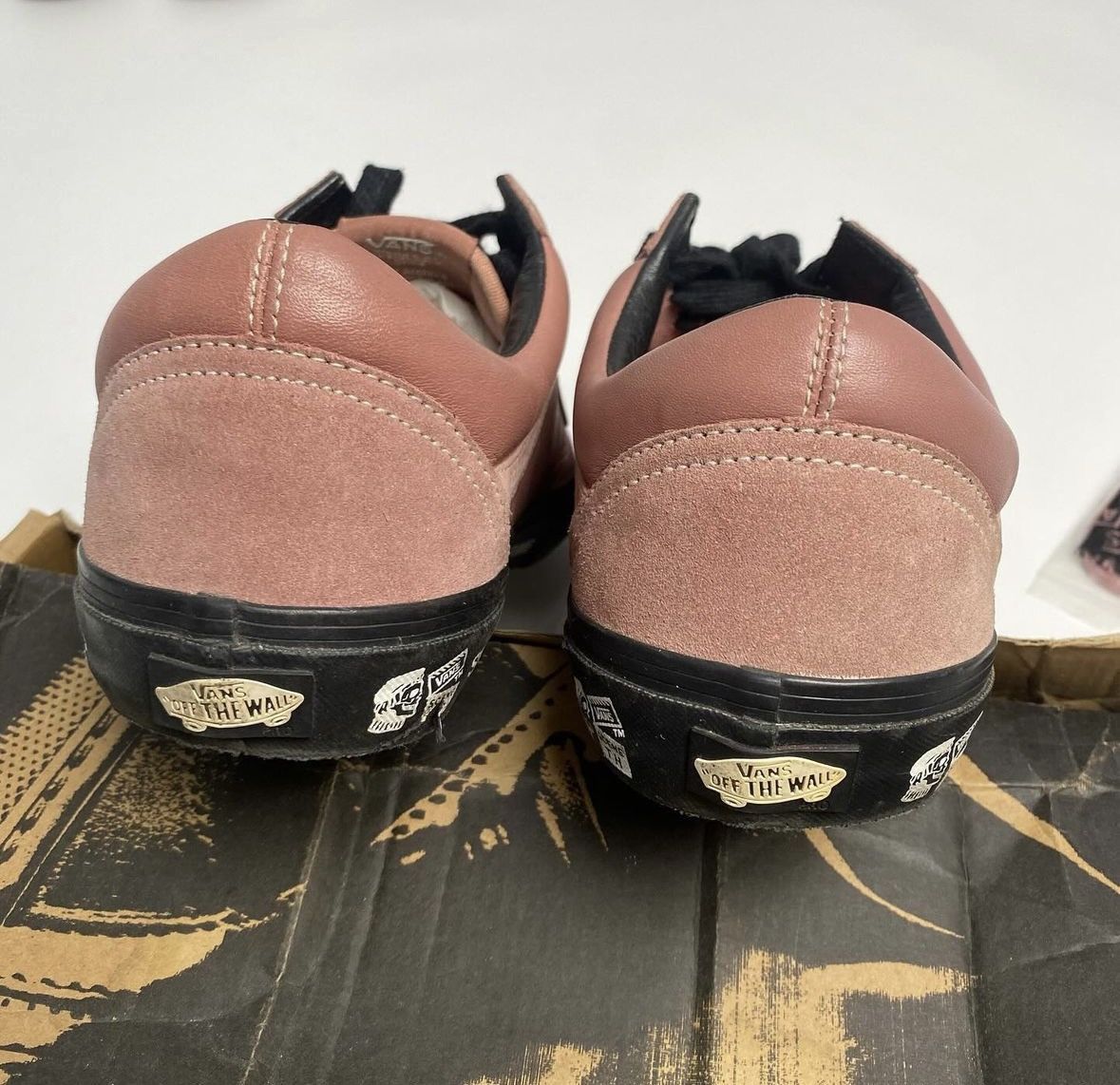 Vans Vans oldskool pro X Taka Hayashi X Santa Cruz limited Size US 11 / EU 44 - 6 Thumbnail