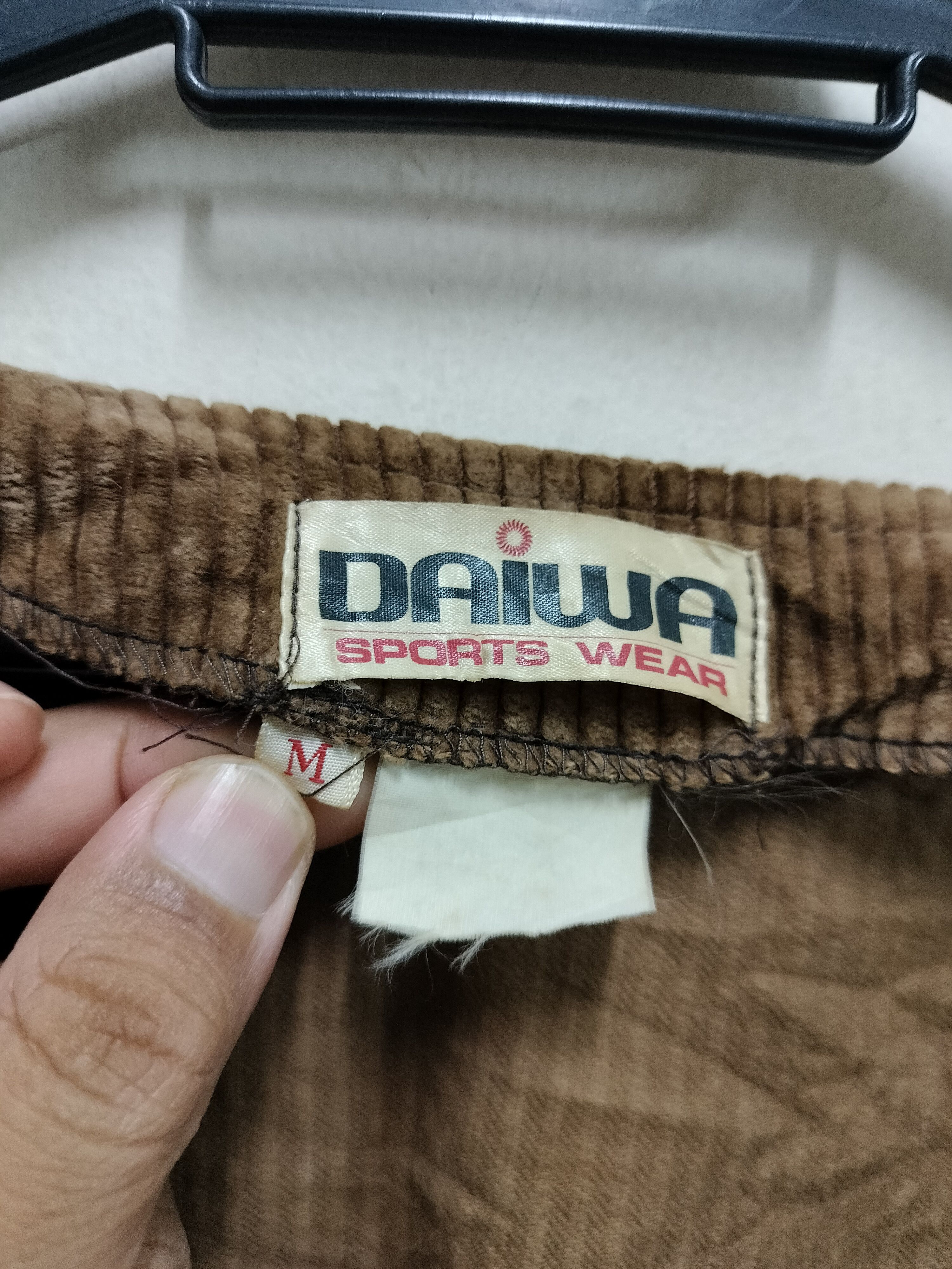 DAIWA Vintage Rare Daiwa Sports Wear coudoroy vest Size US M / EU 48-50 / 2 - 4 Thumbnail