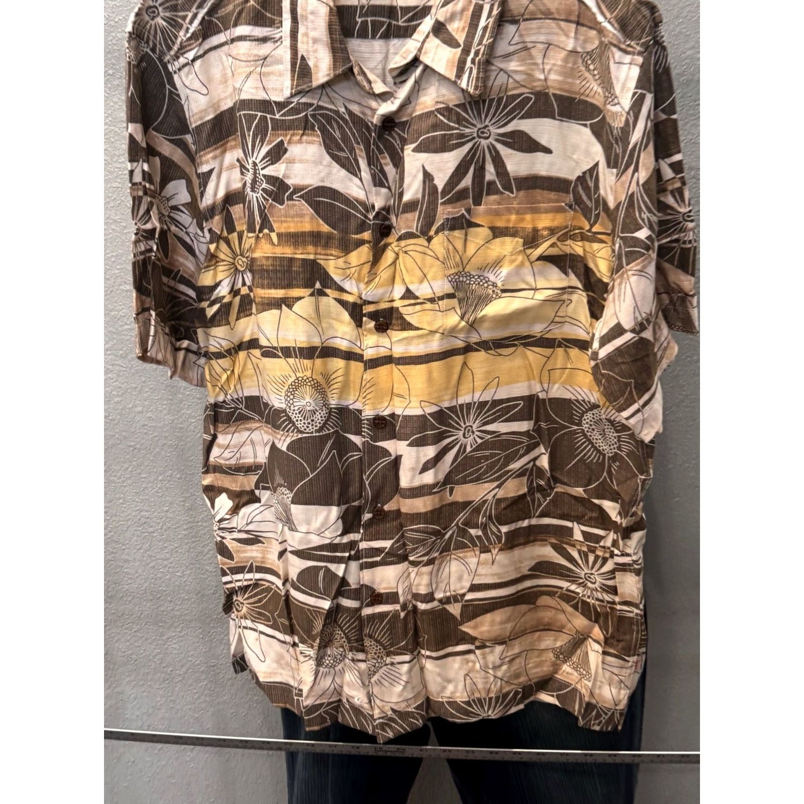 Quiksilver Quiksilver XL SHORT SLEEVE BUTTON UP SHIRT Floral Pocket Mens Shirt Sharp Color Size US XL / EU 56 / 4 - 4 Thumbnail
