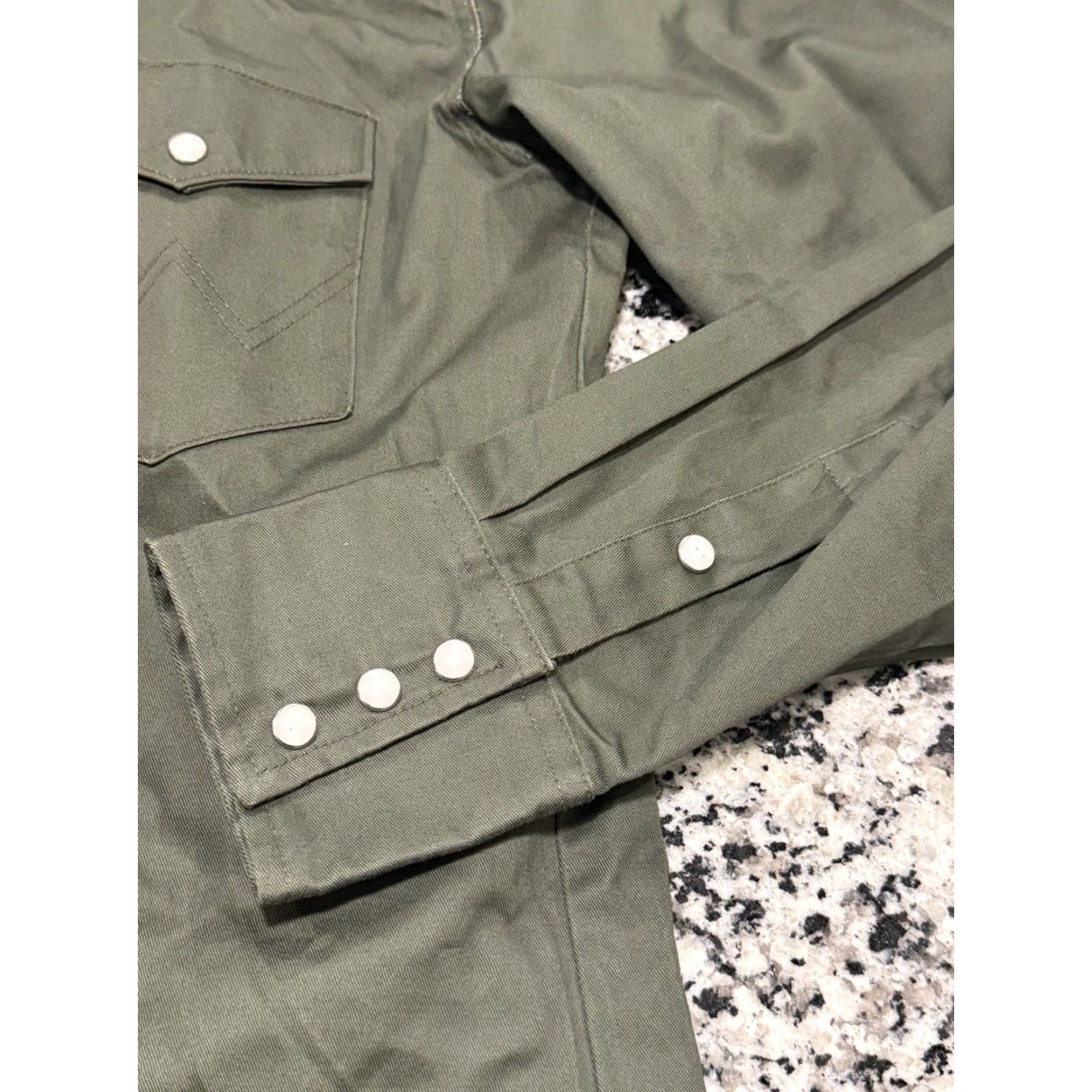Wrangler VINTAGE Wrangler Brushpopper Shirt Mens Medium Green Pearl Snap Western Cowboy Outdoor Size US M / EU 48-50 / 2 - 5 Thumbnail