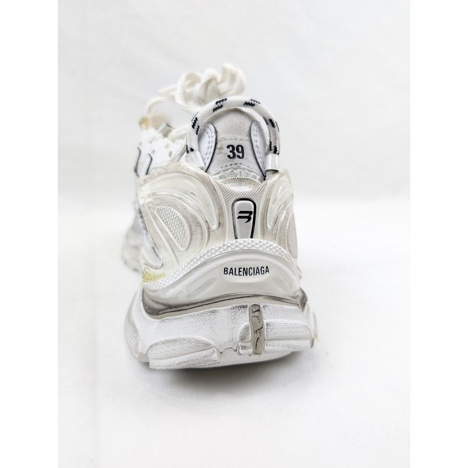Balenciaga o1rshd1 Monocolor Runner Sneakers in White Size US 6 / EU 39 - 11 Thumbnail