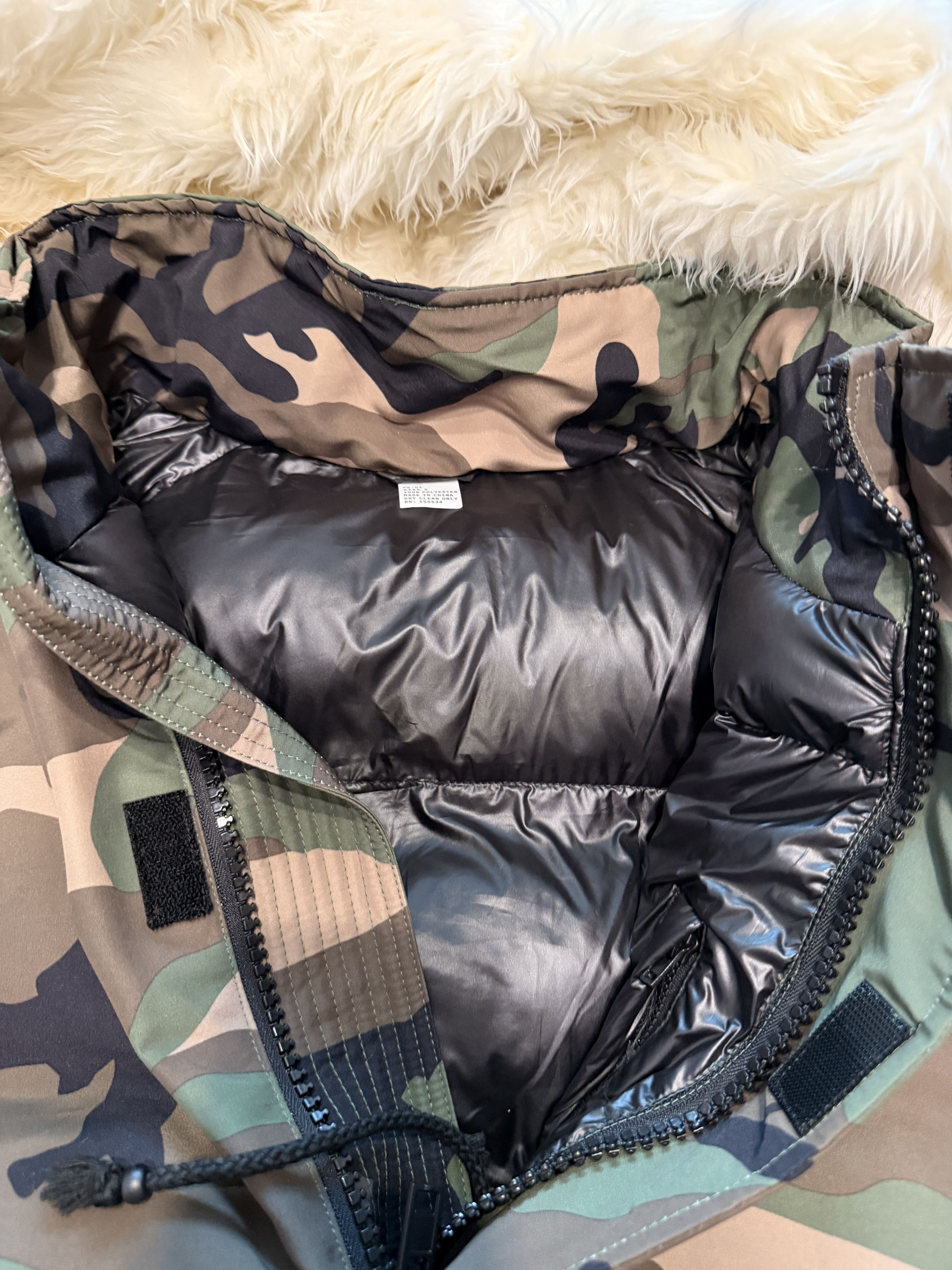 Kanye West Yeezy PK-01 Green Camo Fur Hood Parka Size 1 Size US M / EU 48-50 / 2 - 6 Thumbnail