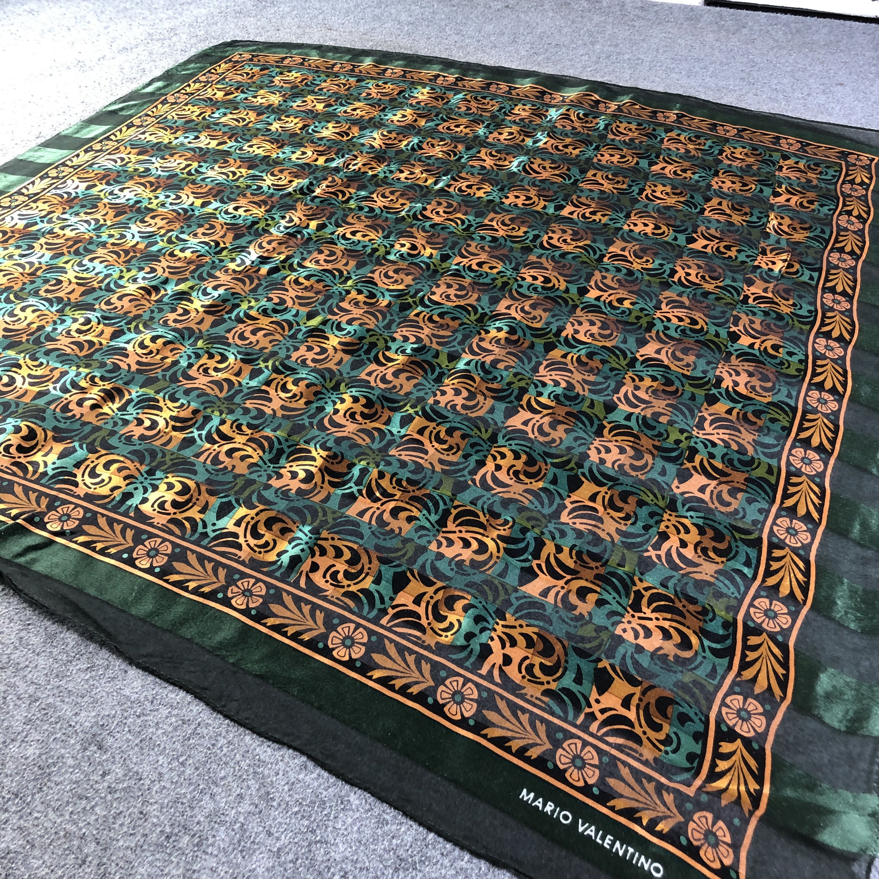 Vintage Mario Valentino Luxury Baroque Silk Scarf M1023 Size ONE SIZE - 3 Thumbnail