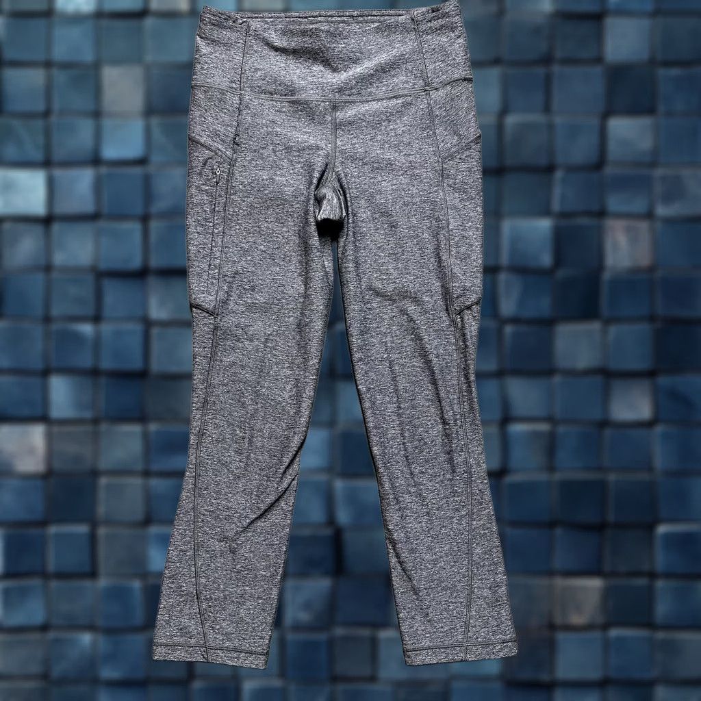 Lululemon Lululemon Leggings Womens 4 Heather Gray Run On Crop Athletic Stretch EUC Size 27" / US 4 / IT 40 - 1 Thumbnail