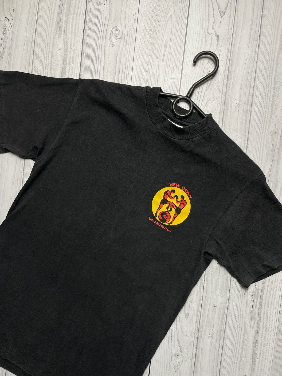 Vintage Vintage Muai Thai kick boxing club New Dawn size S logo Size US S / EU 44-46 / 1 - 3 Thumbnail