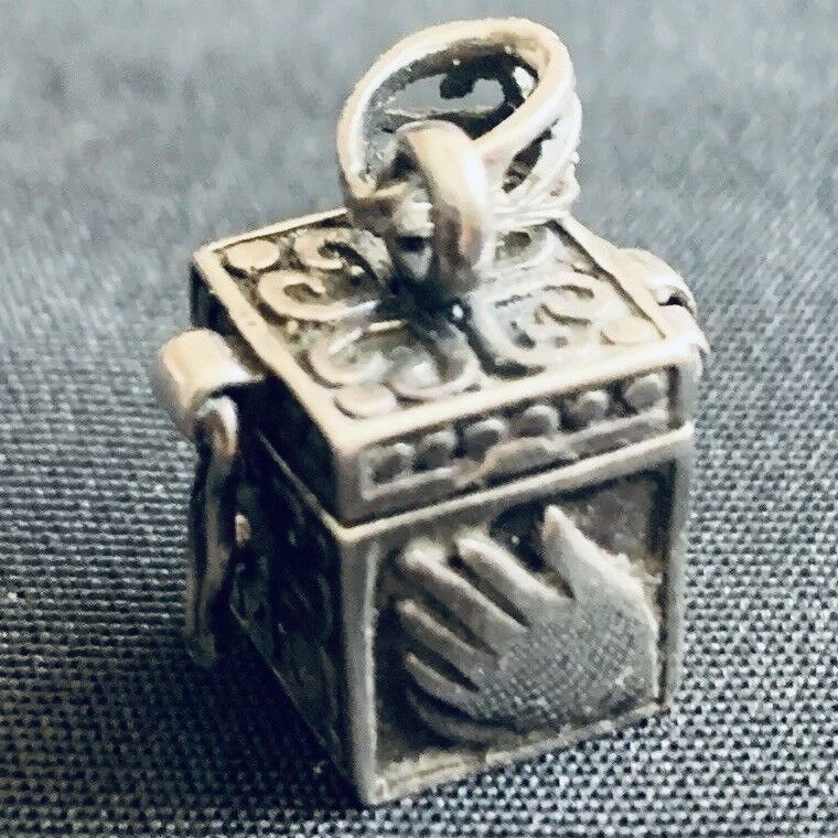 Vintage Vintage Sterling Silver 925 Pendant, Wish Box, Prayer Hinged Size ONE SIZE - 3 Thumbnail