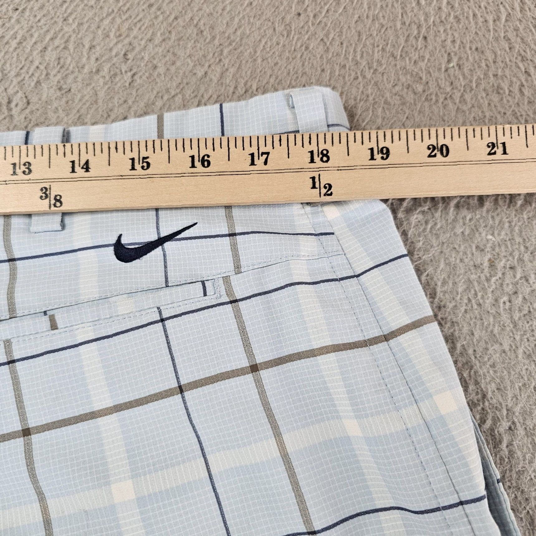 Nike Nike Golf Shorts Mens 36 Blue Plaid Stretch Performance Flat Front Pockets Logo Size US 36 / EU 52 - 7 Thumbnail