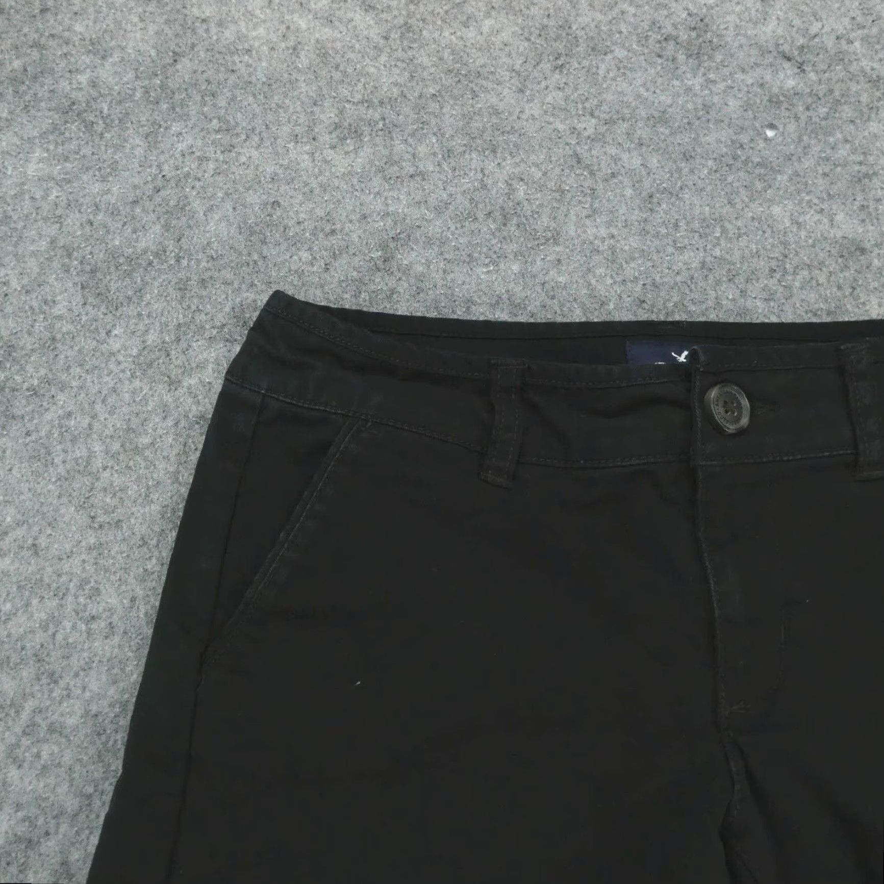 American Eagle Outfitters American Eagle Shorts 0 Stretch Chino Flat Front Midi Black Womens Size 28" / US 6 / IT 42 - 2 Thumbnail