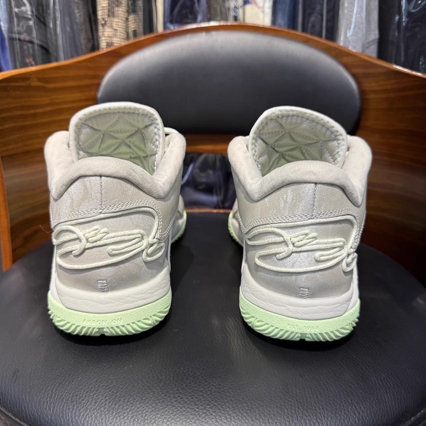 Nike Lebron 22 Beige/Grey-Green 42.5 DS Size US 9.5 / EU 42-43 - 3 Thumbnail