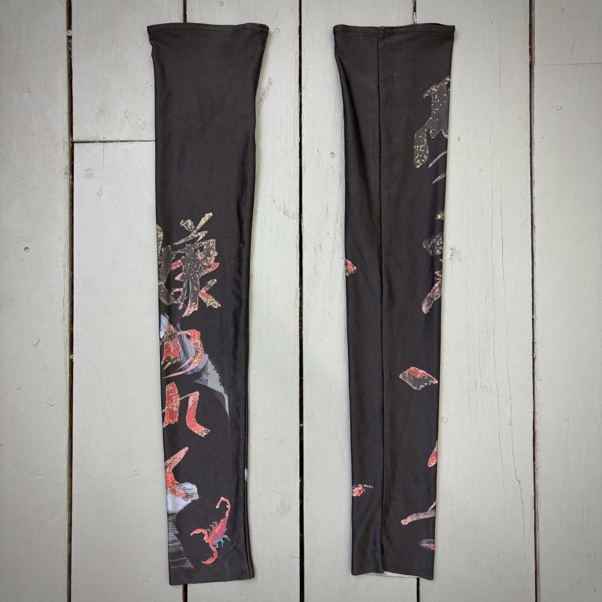 Yohji Yamamoto AW18 Pour Homme Tattoo Arm Sleeves Size ONE SIZE - 2 Thumbnail