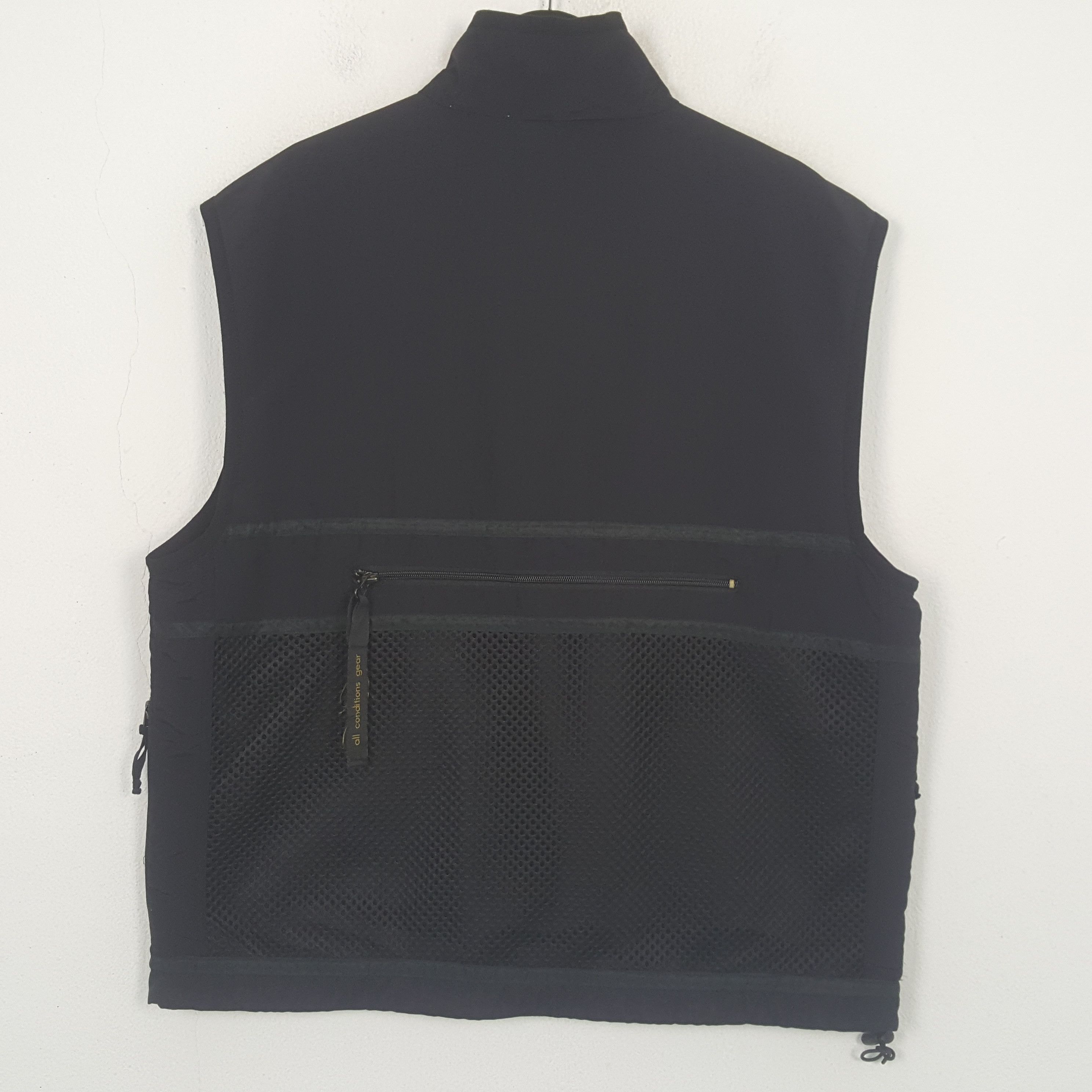 Nike Nike ACG Small Logo Vest C294N33 Size US L / EU 52-54 / 3 - 3 Thumbnail