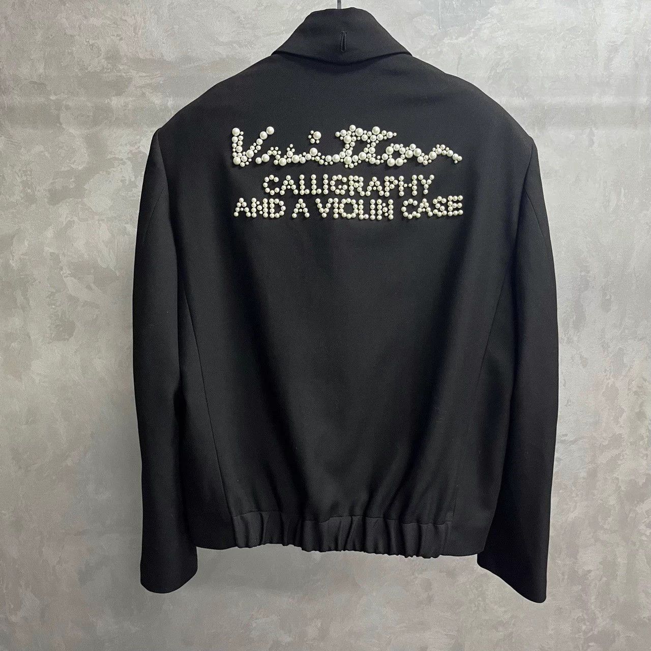 Louis Vuitton Louis Vuitton black beaded logo wool ls jacket Size US M / EU 48-50 / 2 - 2 Thumbnail