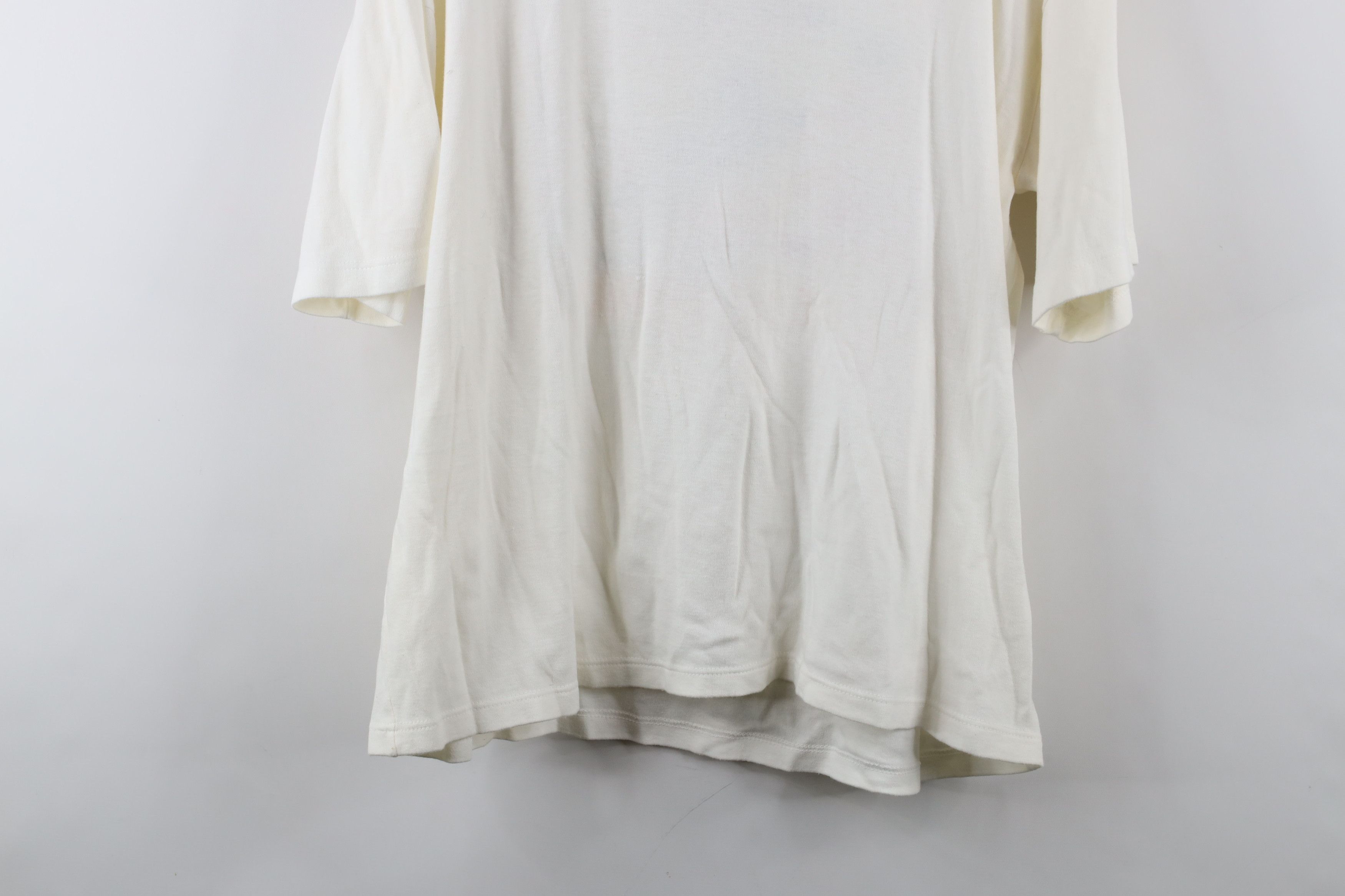 Vintage Vintage 90s Streetwear St Thomas Caribbean Sea T-Shirt USA Size L / US 10 / IT 46 - 12 Thumbnail