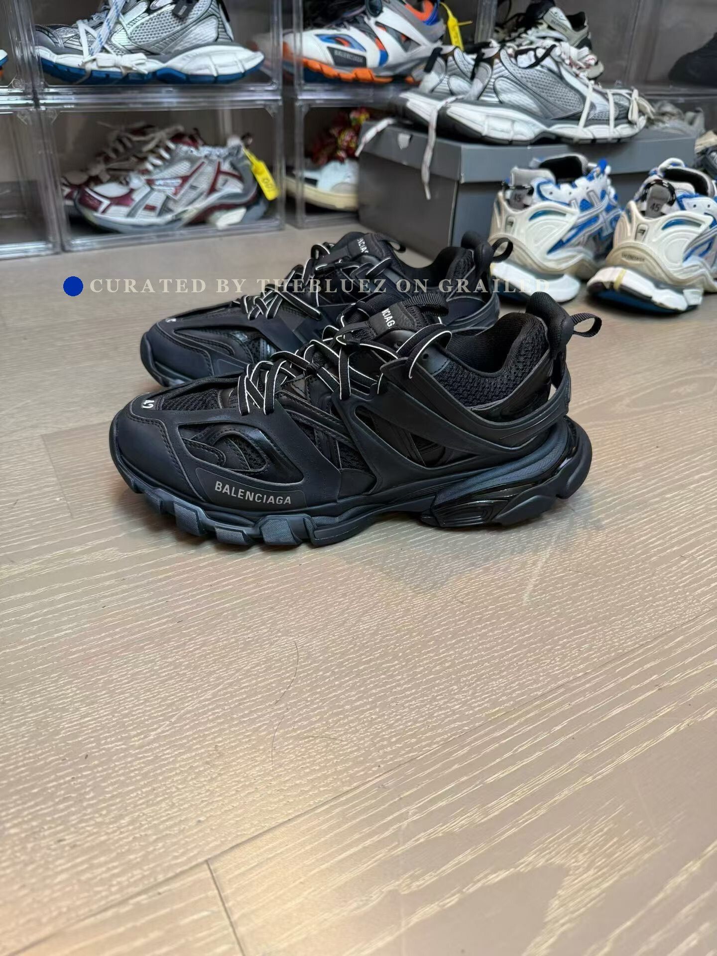 Balenciaga Balenciaga Runner Sneaker (SIZE 42/US 9) White & Black
